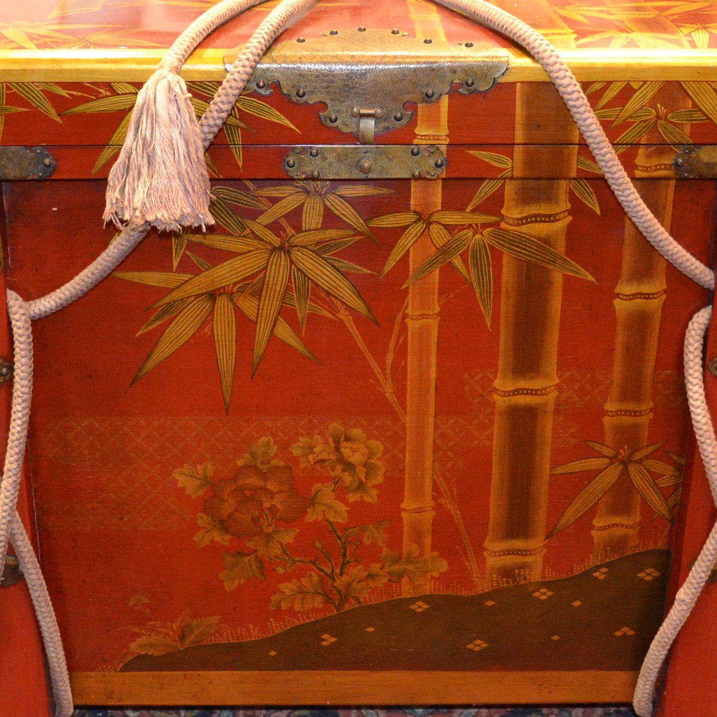 Japanese Red Lacquered Trunk Meiji Period 1
