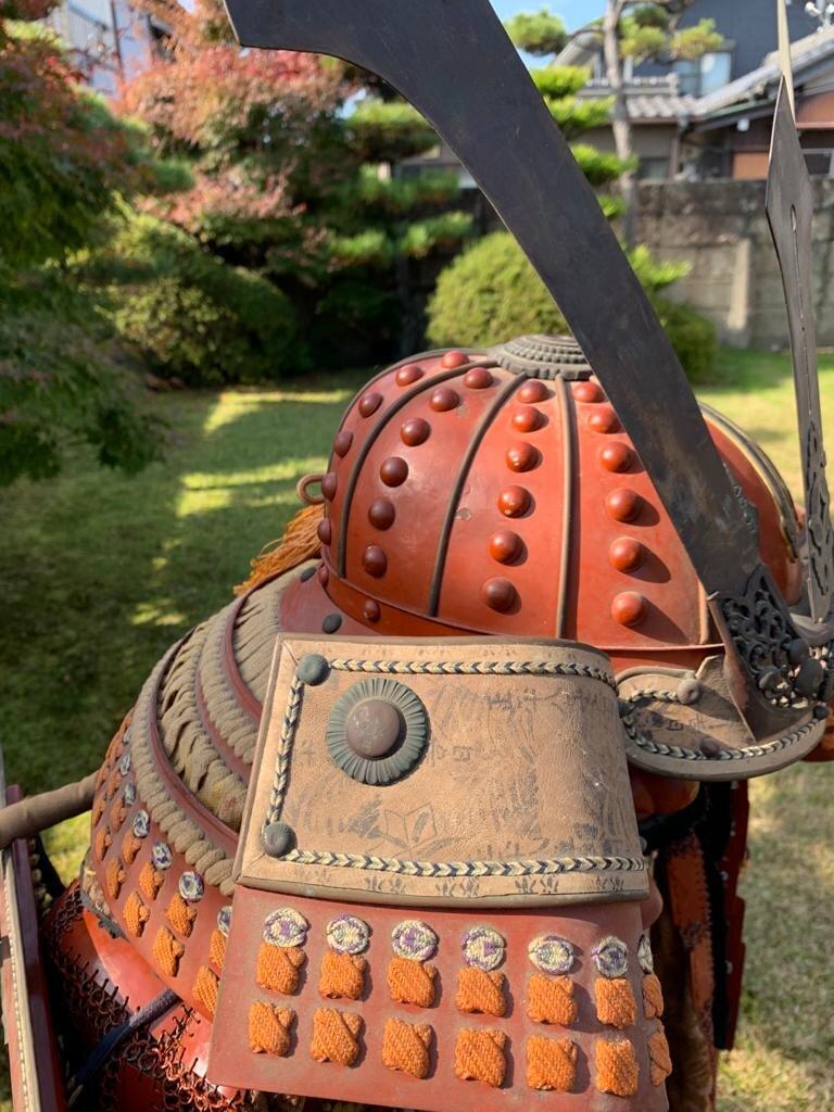 Japanese Red Samurai Armour Beginning of Meiji period 1900s In Distressed Condition For Sale In Paris, FR