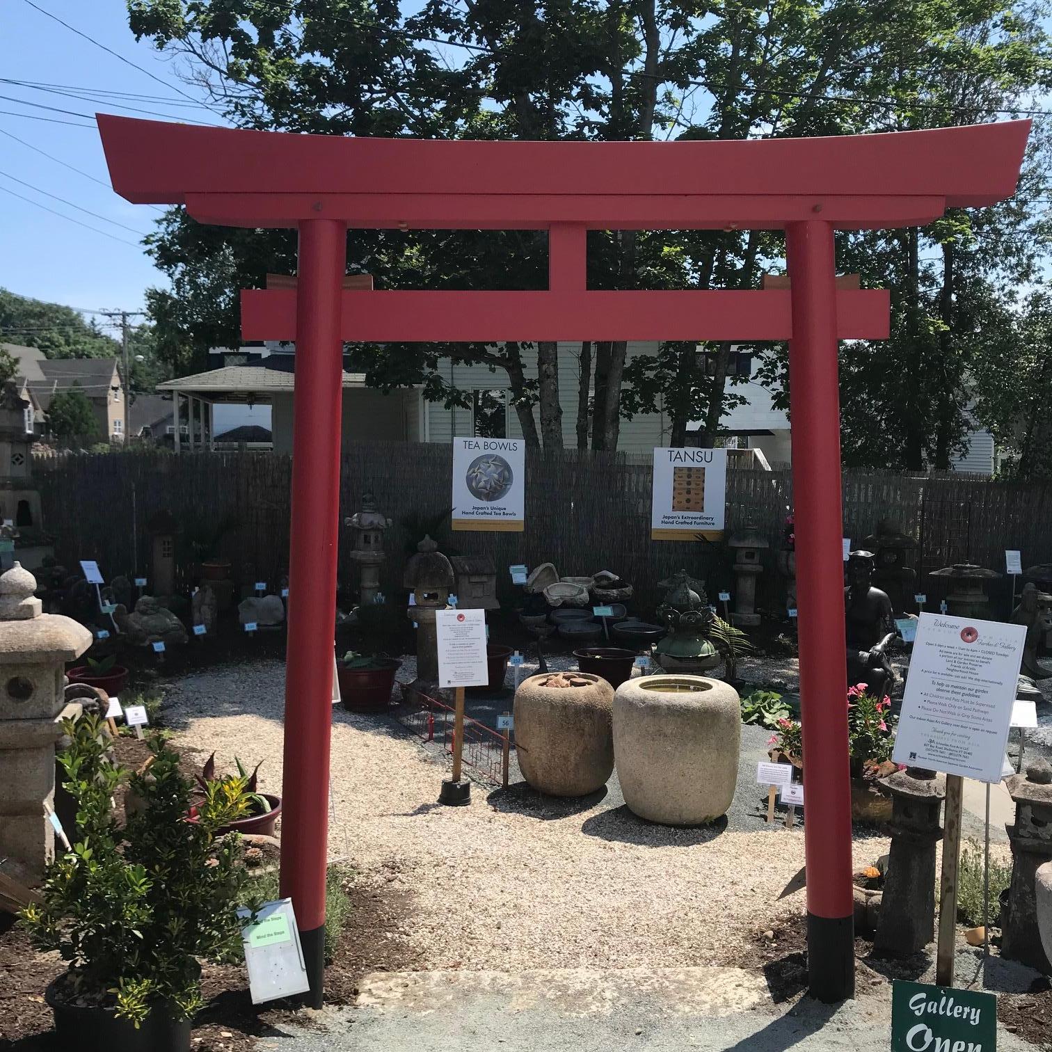 Puerta de Jardín Torii Roja de Tamaño Completo Hecha a Mano por Maestros Japoneses Estadounidense en venta