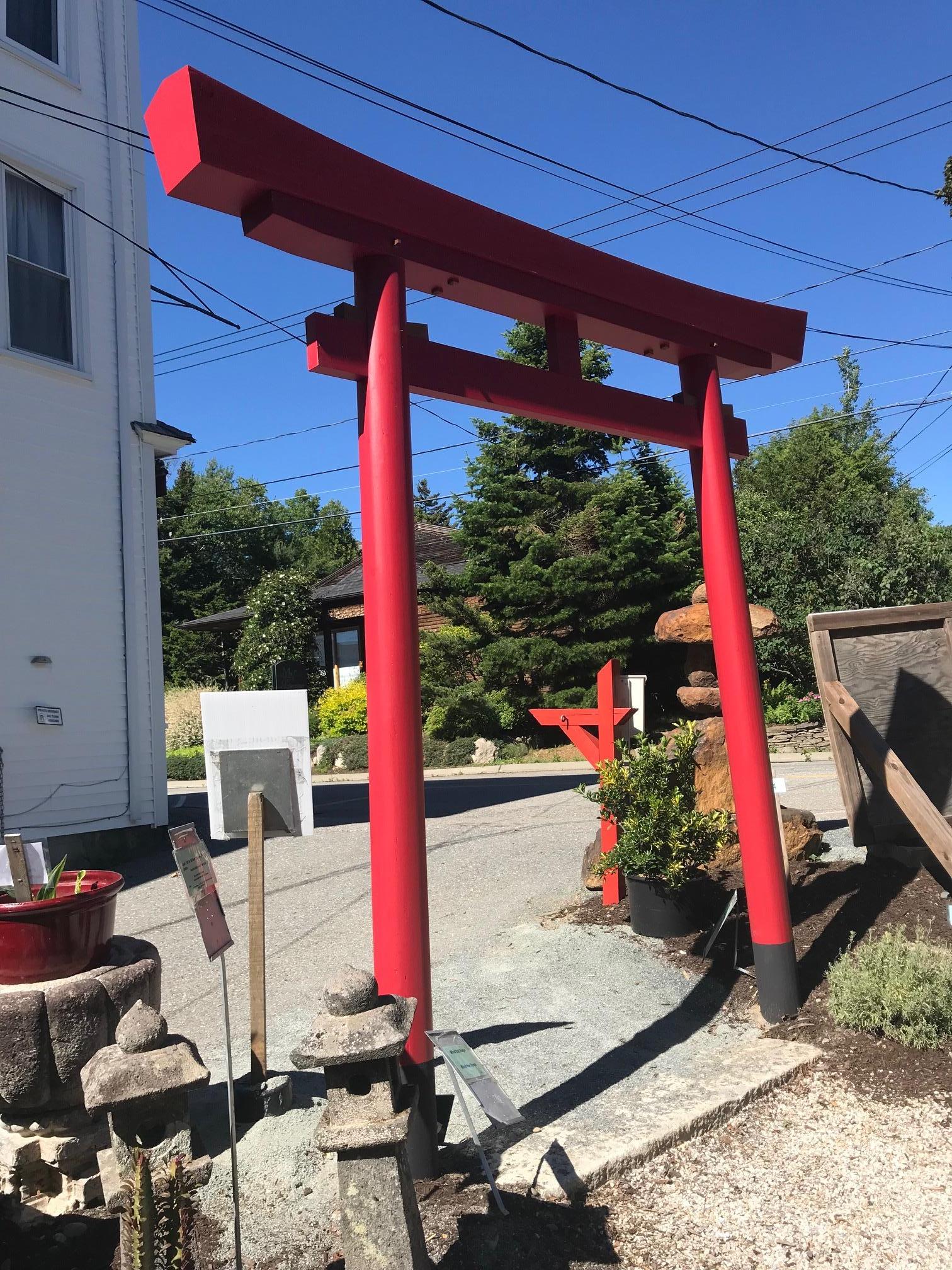 Hand-Carved Japanese Master Crafted Full Size Red Torii Garden Gate  For Sale