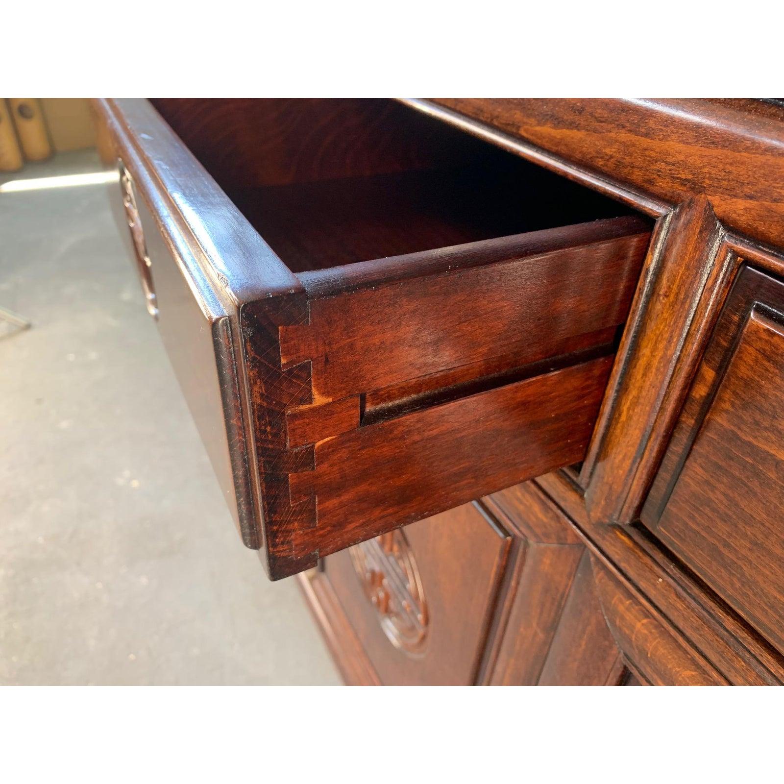 Japanese Redwood Chinoiserie China Cabinet 2