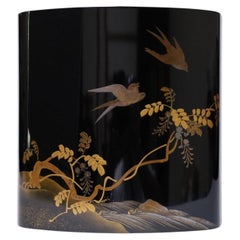 Japanese Ro-iro Lacquer Hibachi with Maki-e Swallows & Ivy, Late Edo–Meiji