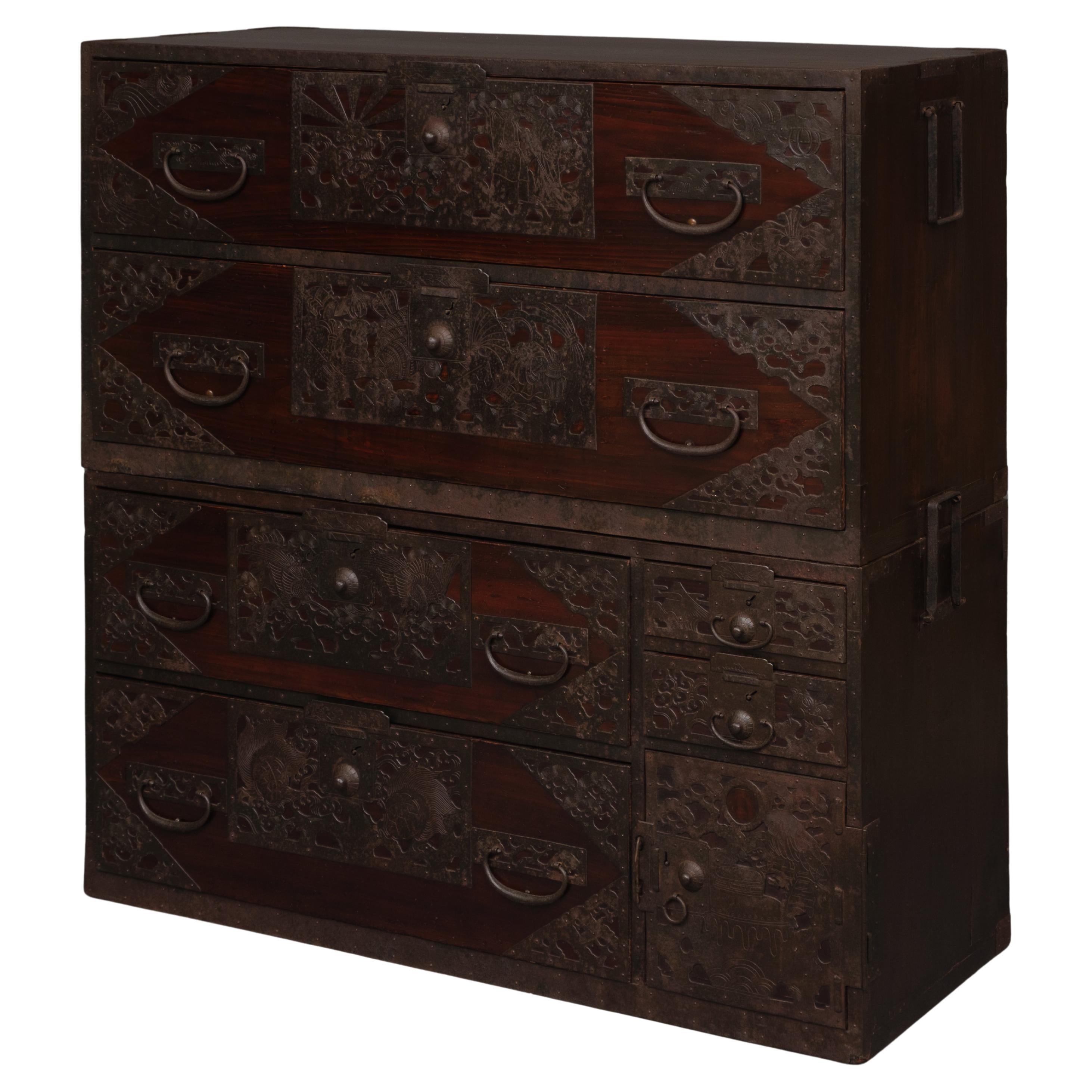 Japanese Sado ishô’dansu 衣装箪笥 (cabinet of drawers) with extensive iron hardware For Sale