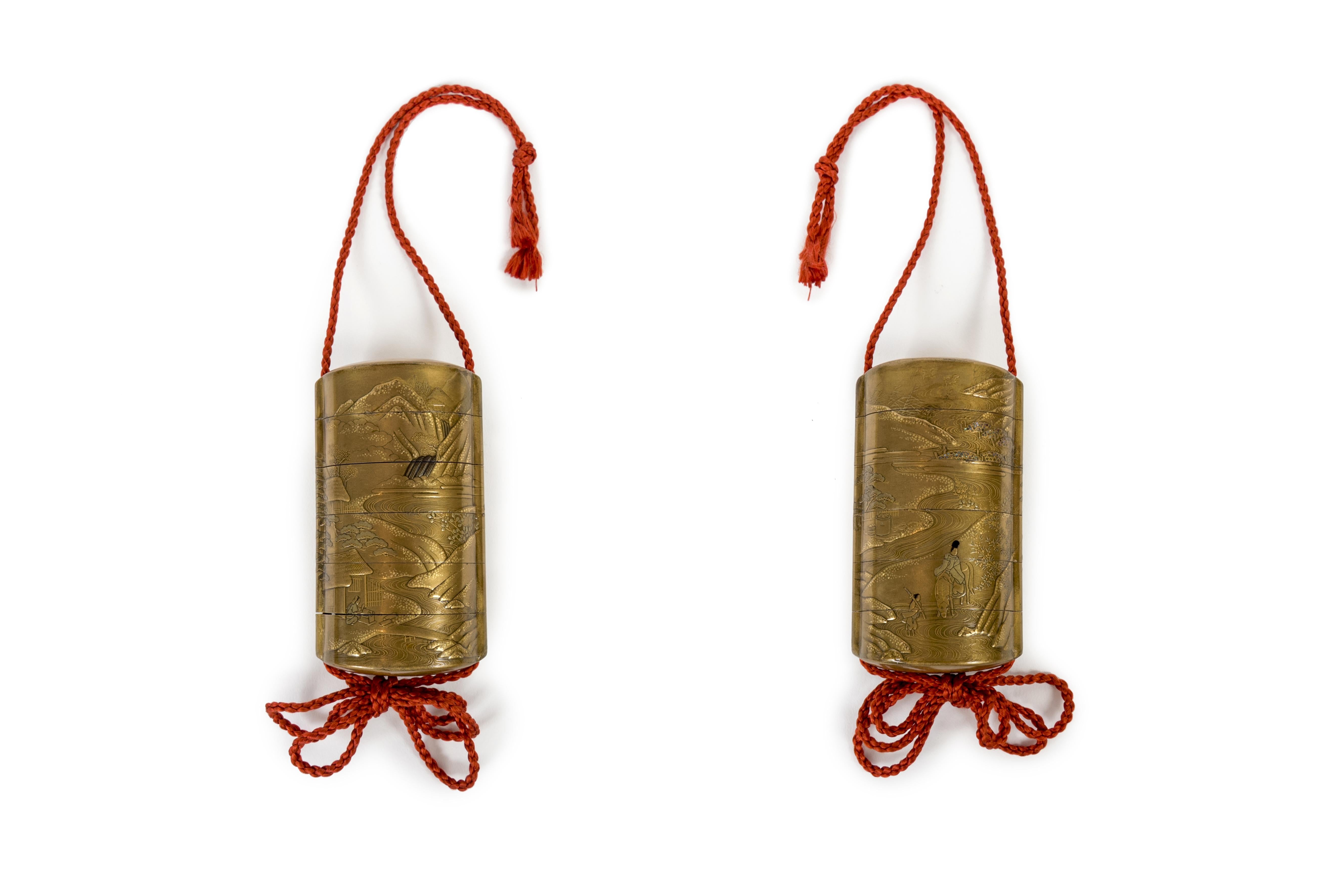 Scatola Sagemono Inro giapponese con decoro maki-e di un Samuari in un paesaggio lacustre In condizioni buone in vendita a PARIS, FR