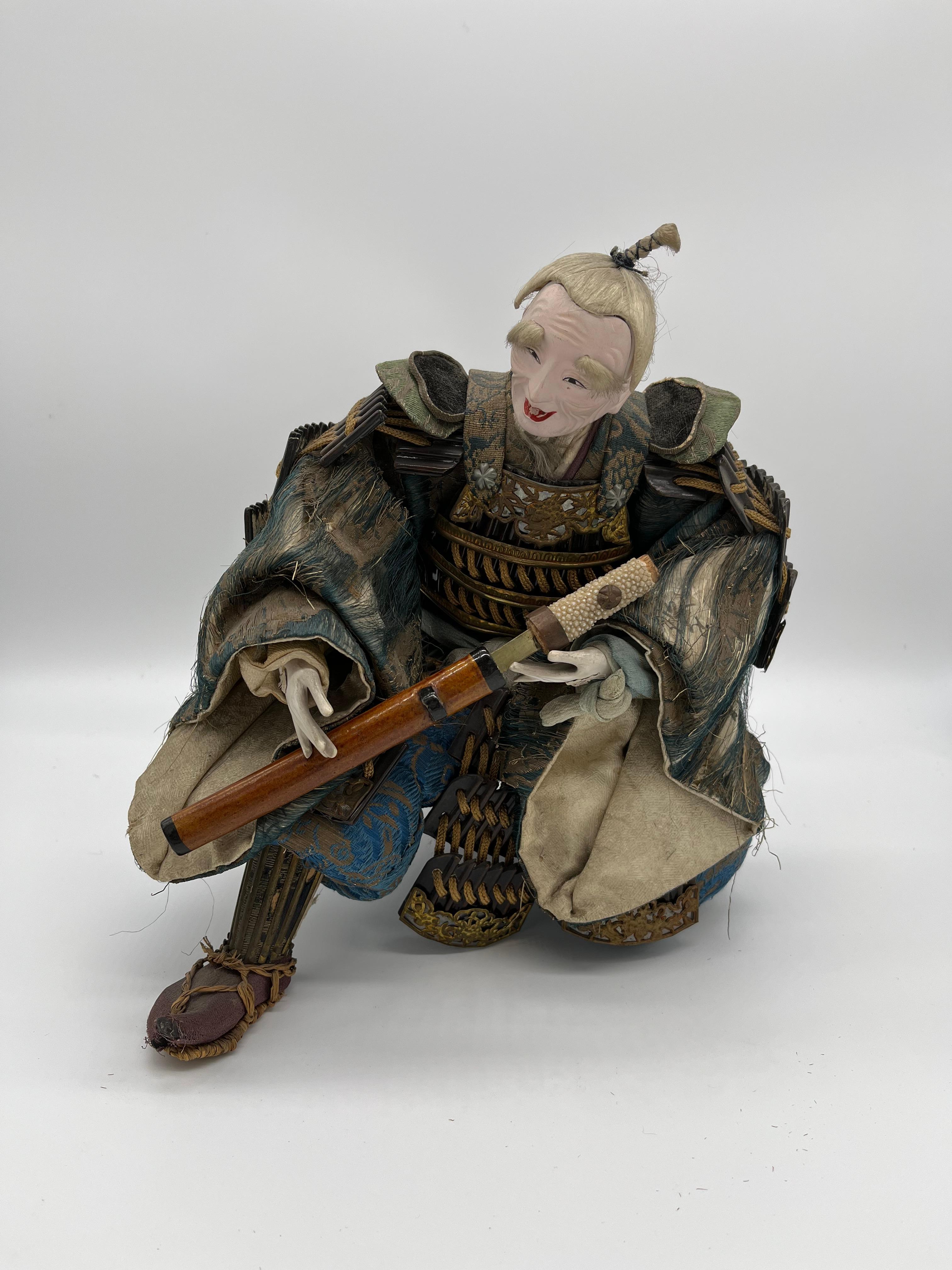 Antique samurai doll called Hinaningyo; Japan, late EDO period
Praised at the Tang-no-sekku boys' festival on May 5th as a sign of bravery, embodying the heroes of legends.