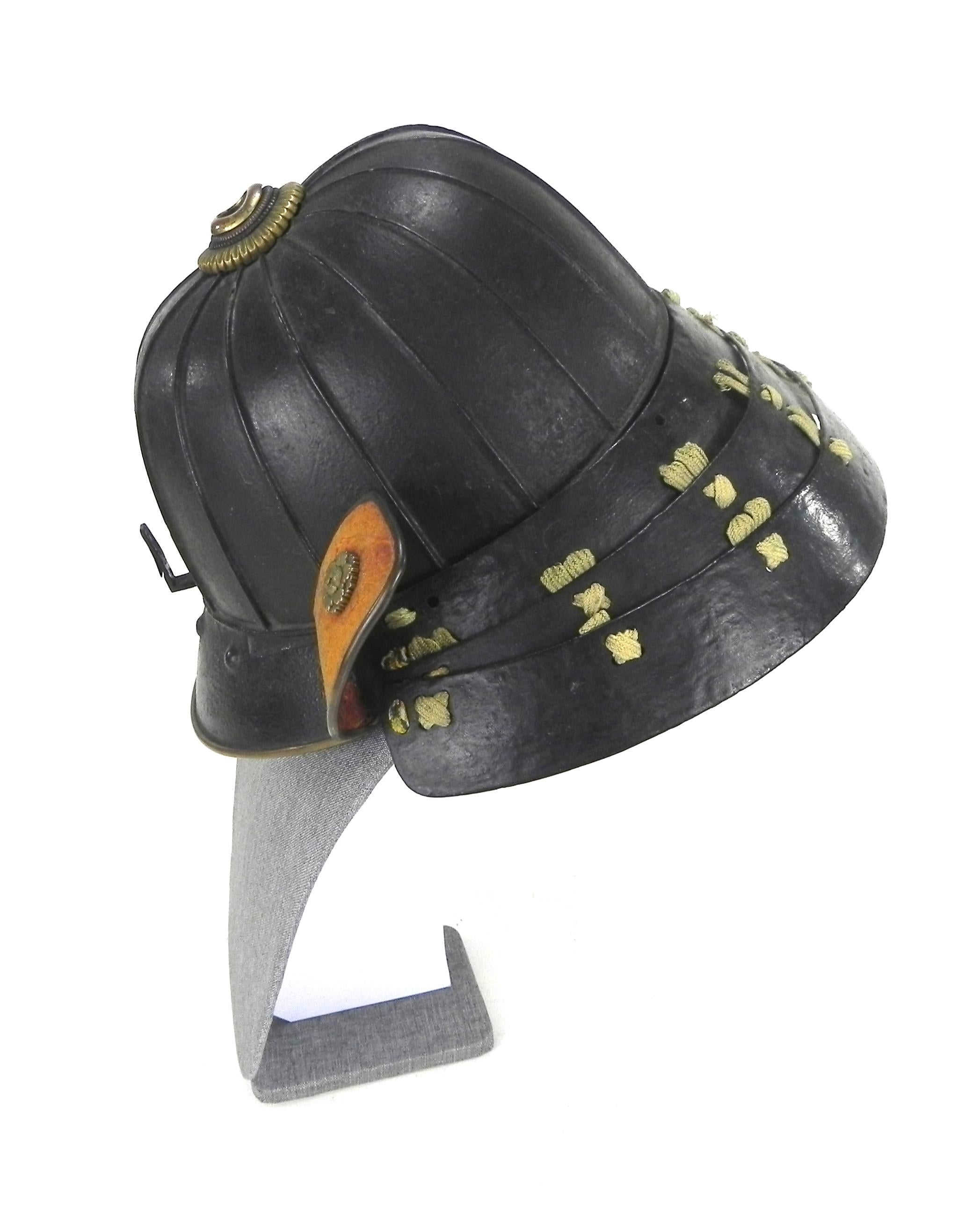 Japanisches Samurai- Helm  Kabuto-Edo-Periode (1603-1867) im Angebot 11