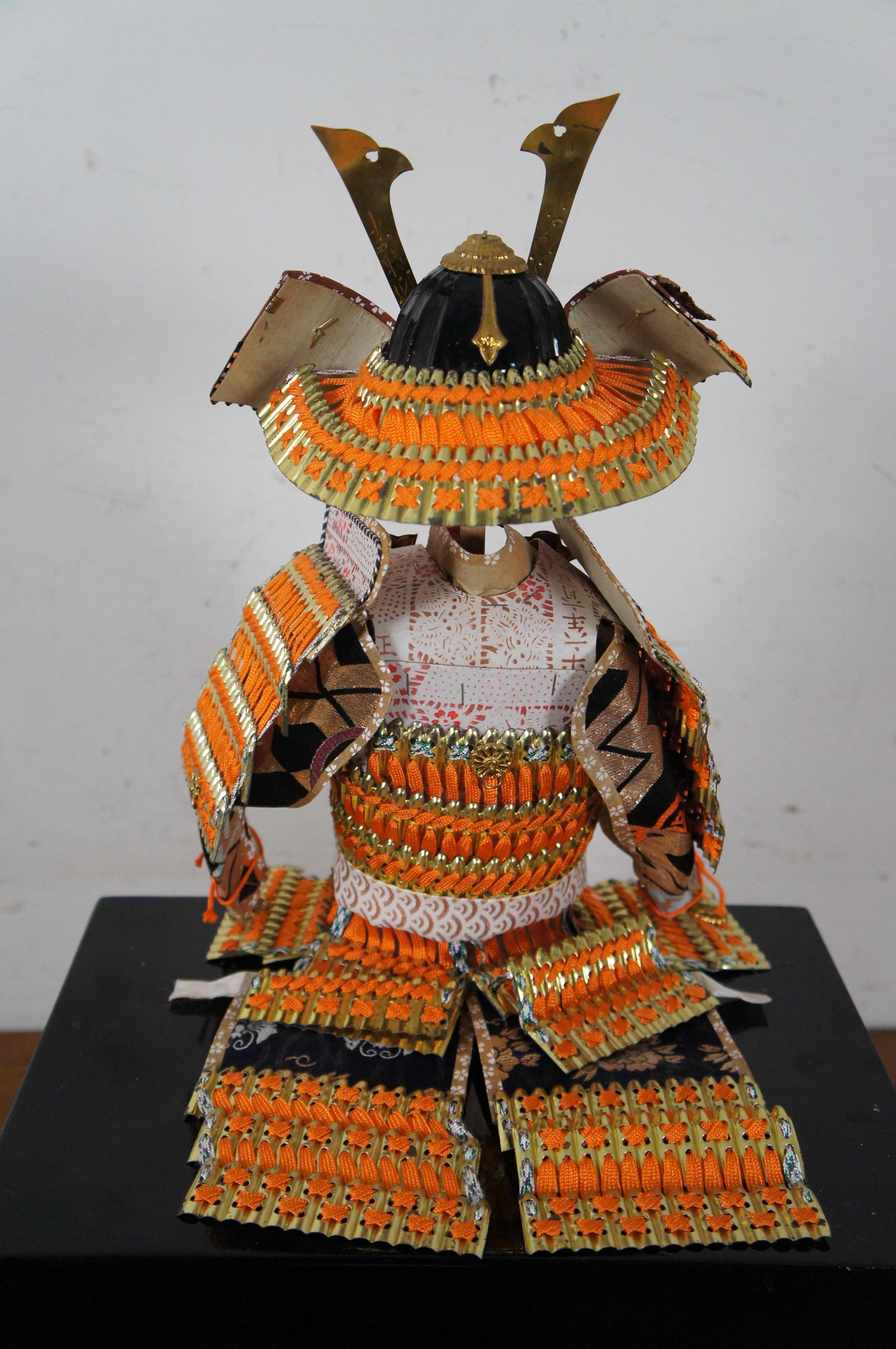 Japanese Samurai Yoroi Kabuto Doll Suit of Armour Figure & Lacquer Box 22
