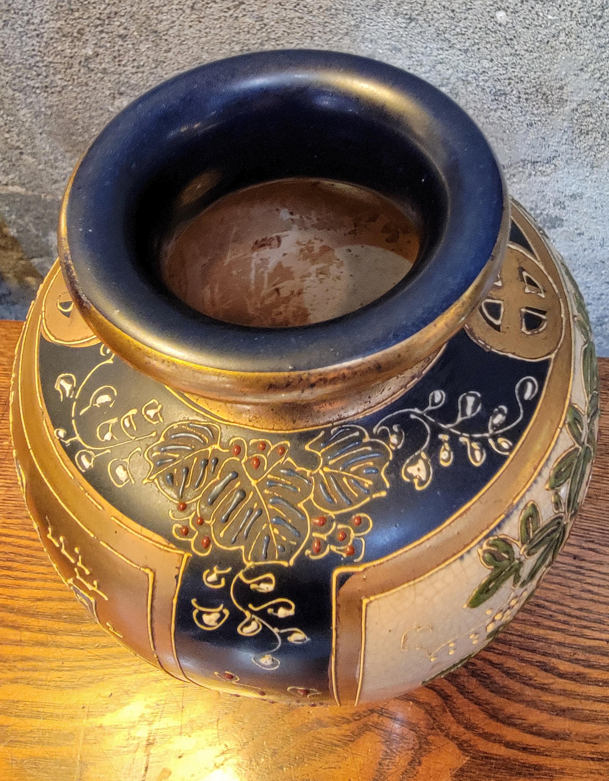 Japanese Satsuma Ceramic Vase 1