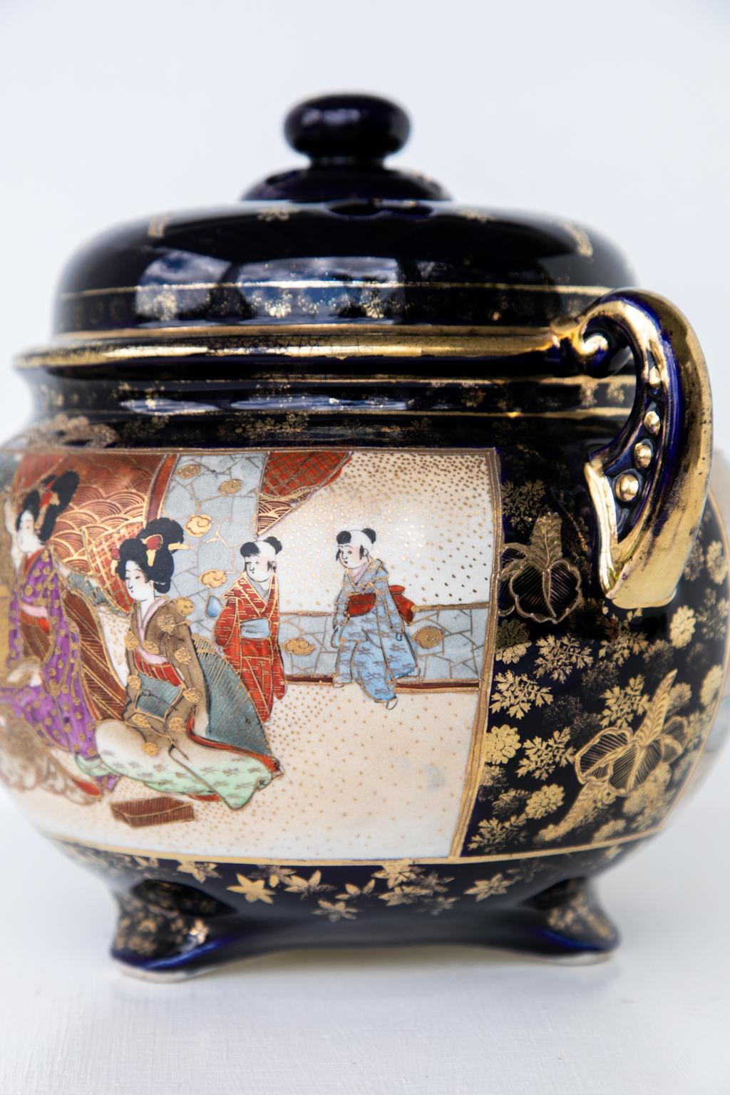 Sopera japonesa con tapa Satsuma en venta 2