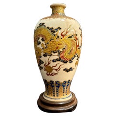 Jarrón japonés Satsuma Dragón, Periodo Meiji, c 1900, Japón