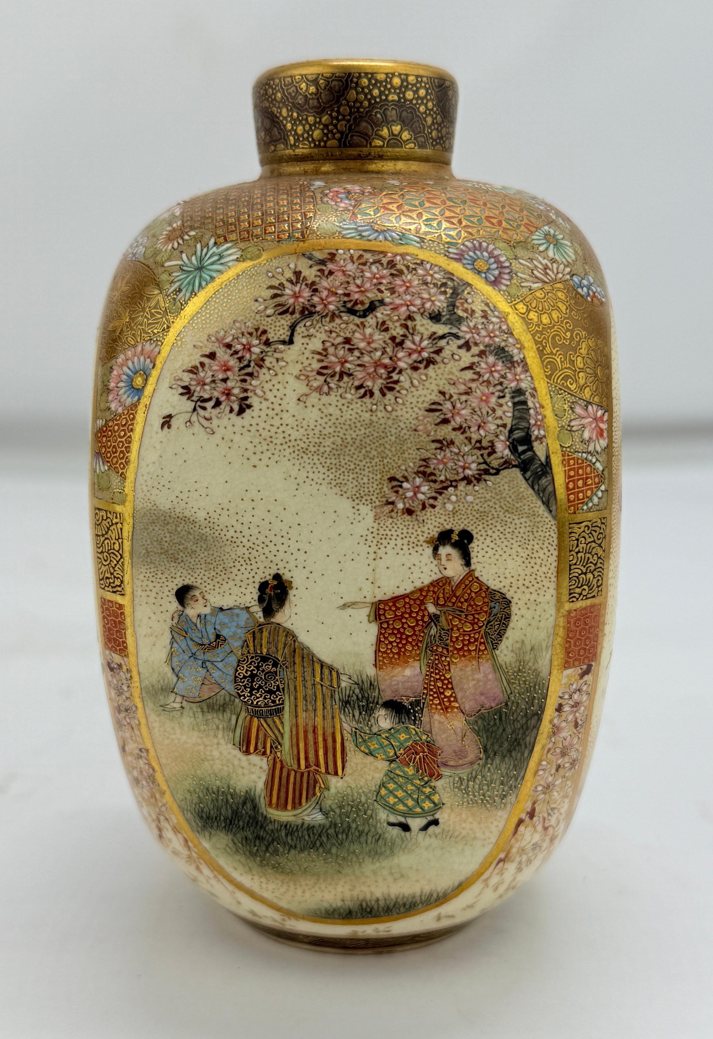 Japanese Satsuma Earthenware Four-Panel Tea Caddy
Attributed to Ryuzan Studio (龍山), Kyoto, Meiji–Taisho Period, circa 1900–1920

A finely painted Japanese Satsuma earthenware tea caddy of square-shouldered form with four gently rounded vertical