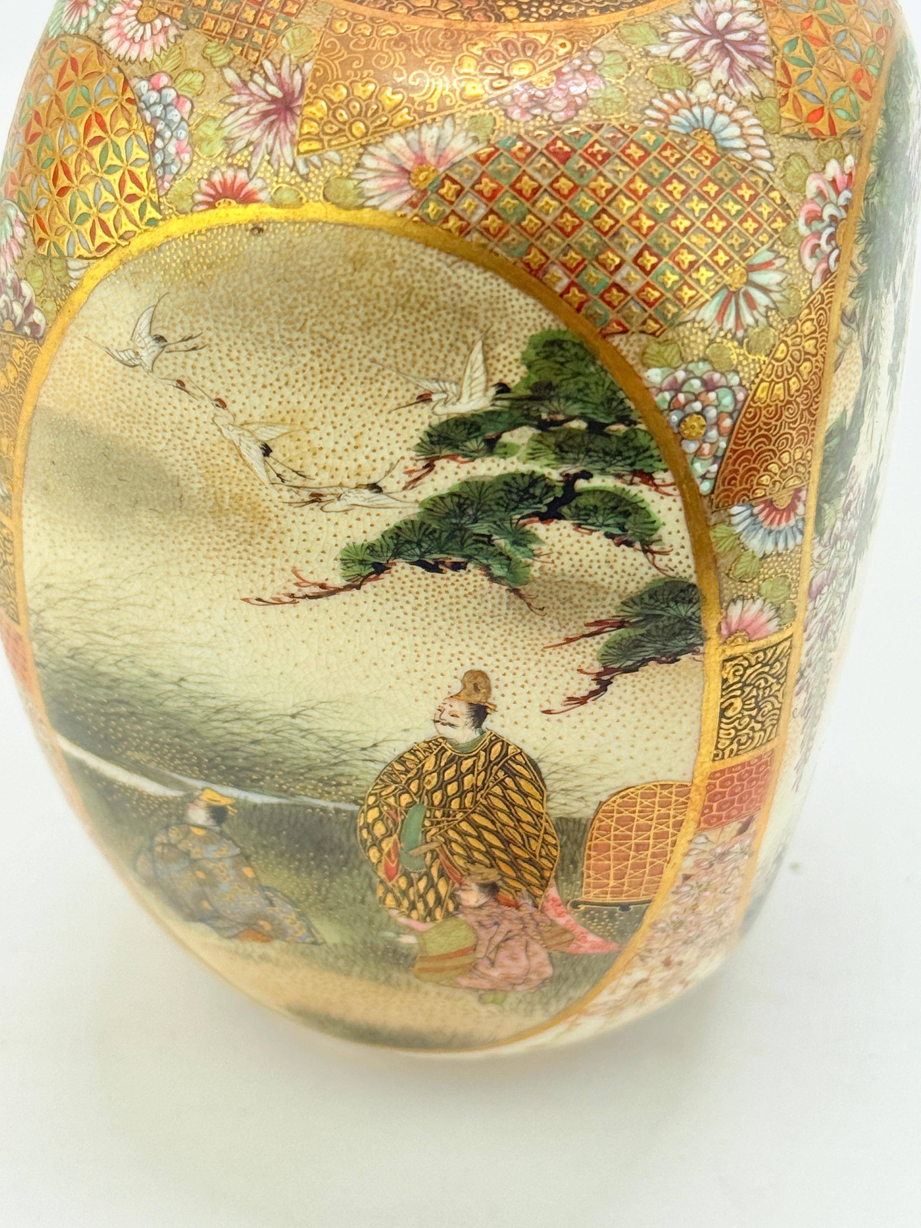 Japanese Satsuma Earthenware Four-Panel Tea Caddy, Ryuzan - Kyoto, Meiji-Taisho For Sale 3