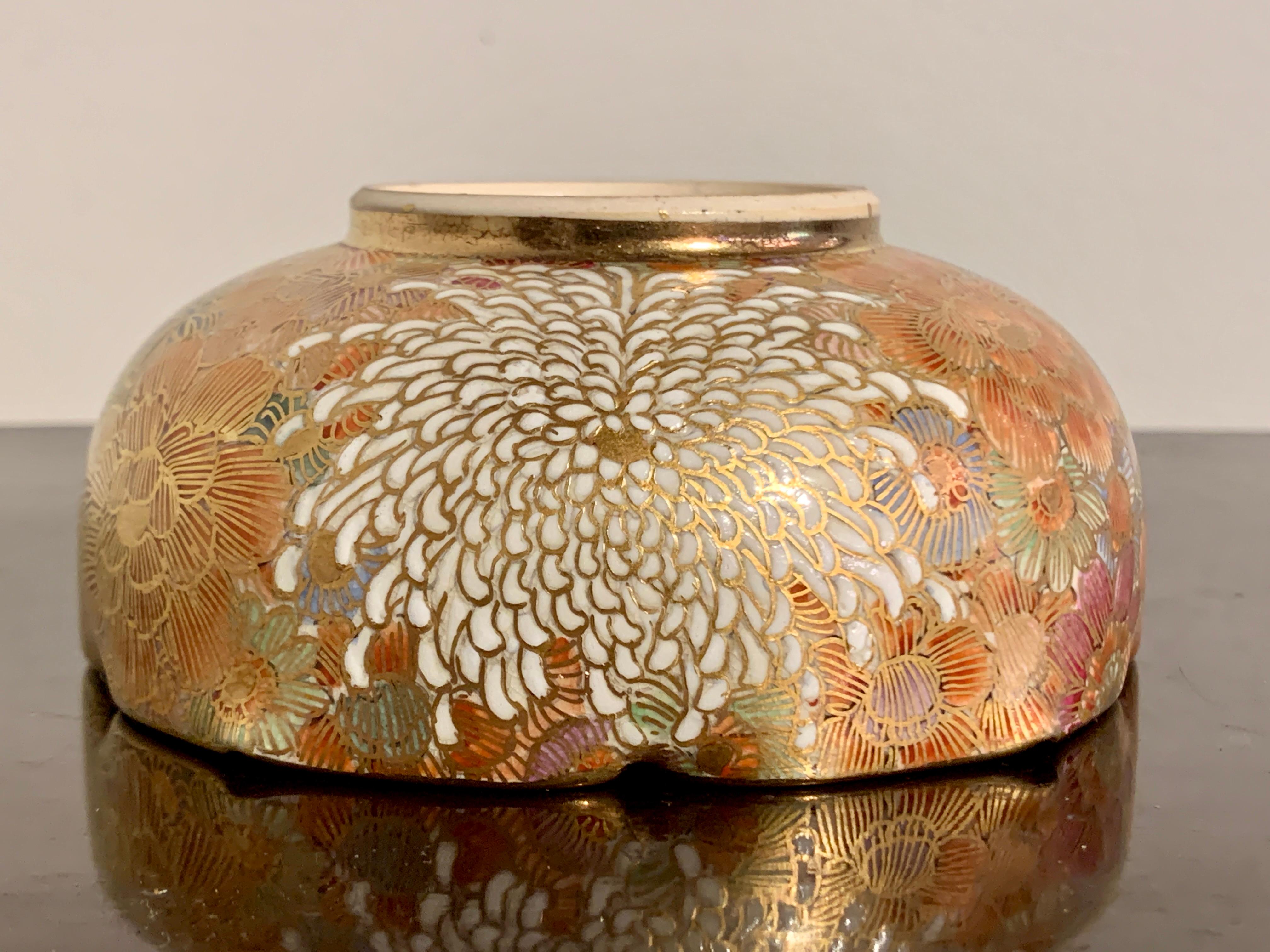 Japanese Satsuma Millefleur Bowl by Shozan, Meiji Period, Japan 3