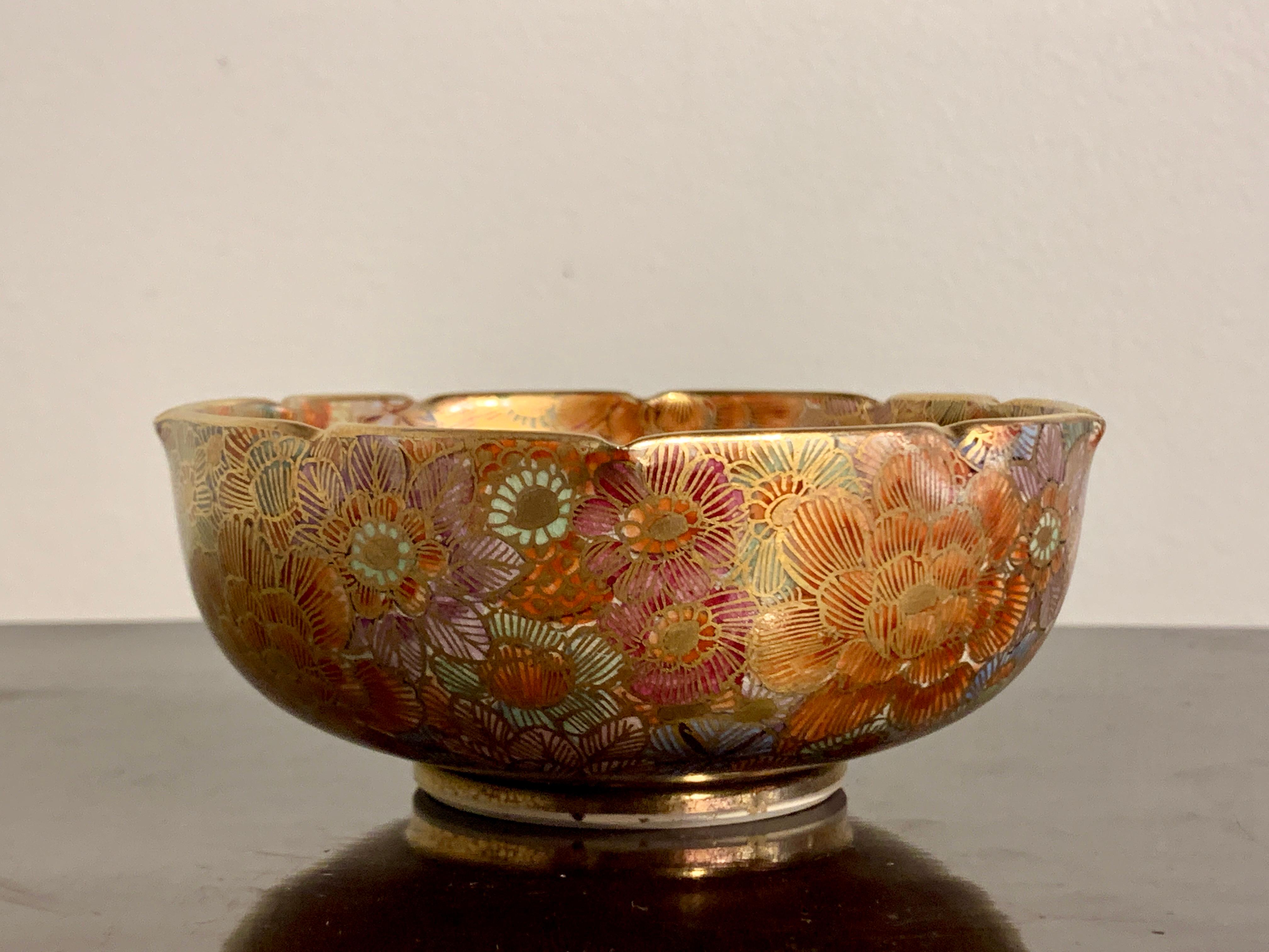 Japanese Satsuma Millefleur Bowl by Shozan, Meiji Period, Japan In Good Condition In Austin, TX
