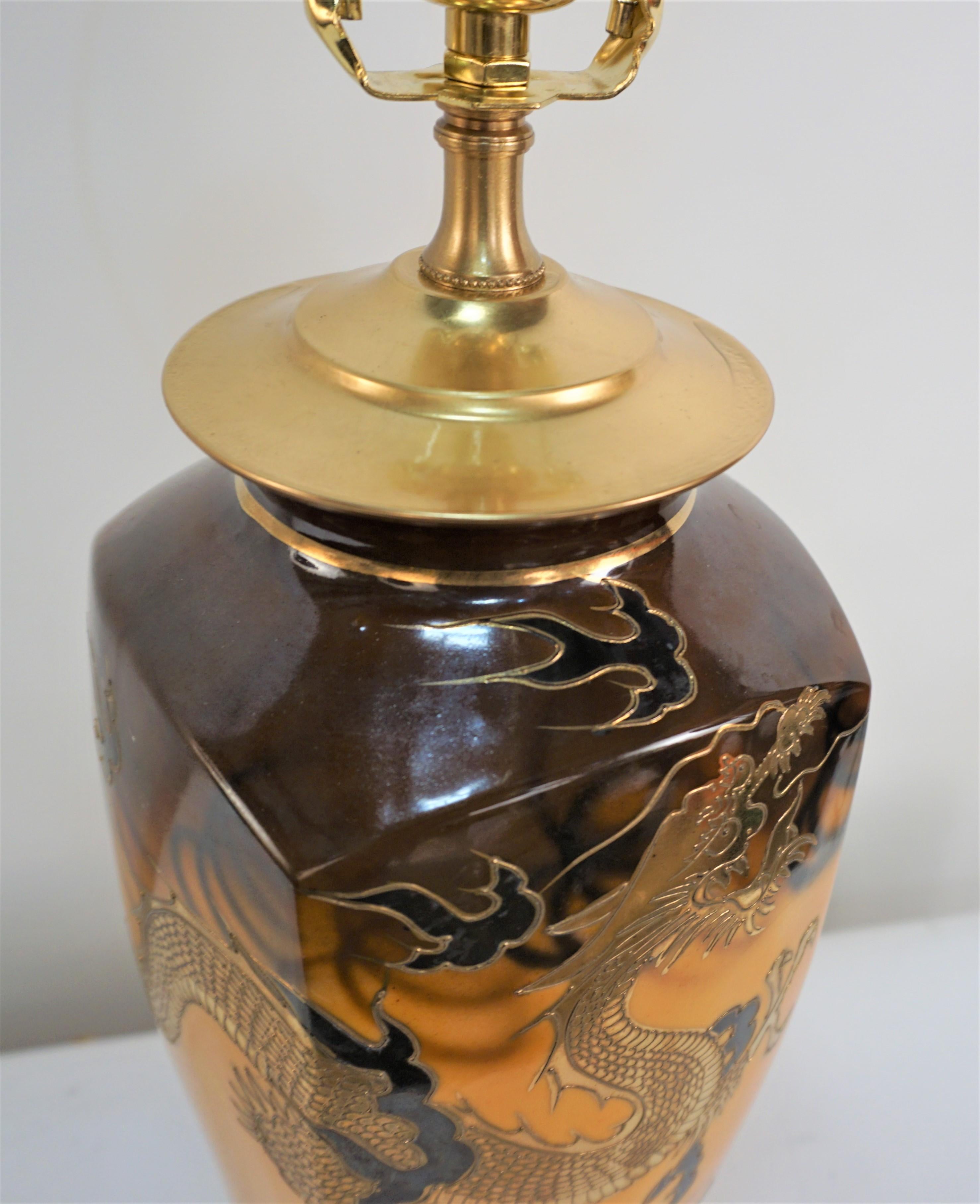 Bronze Lampe de table japonaise en porcelaine Satsuma en vente