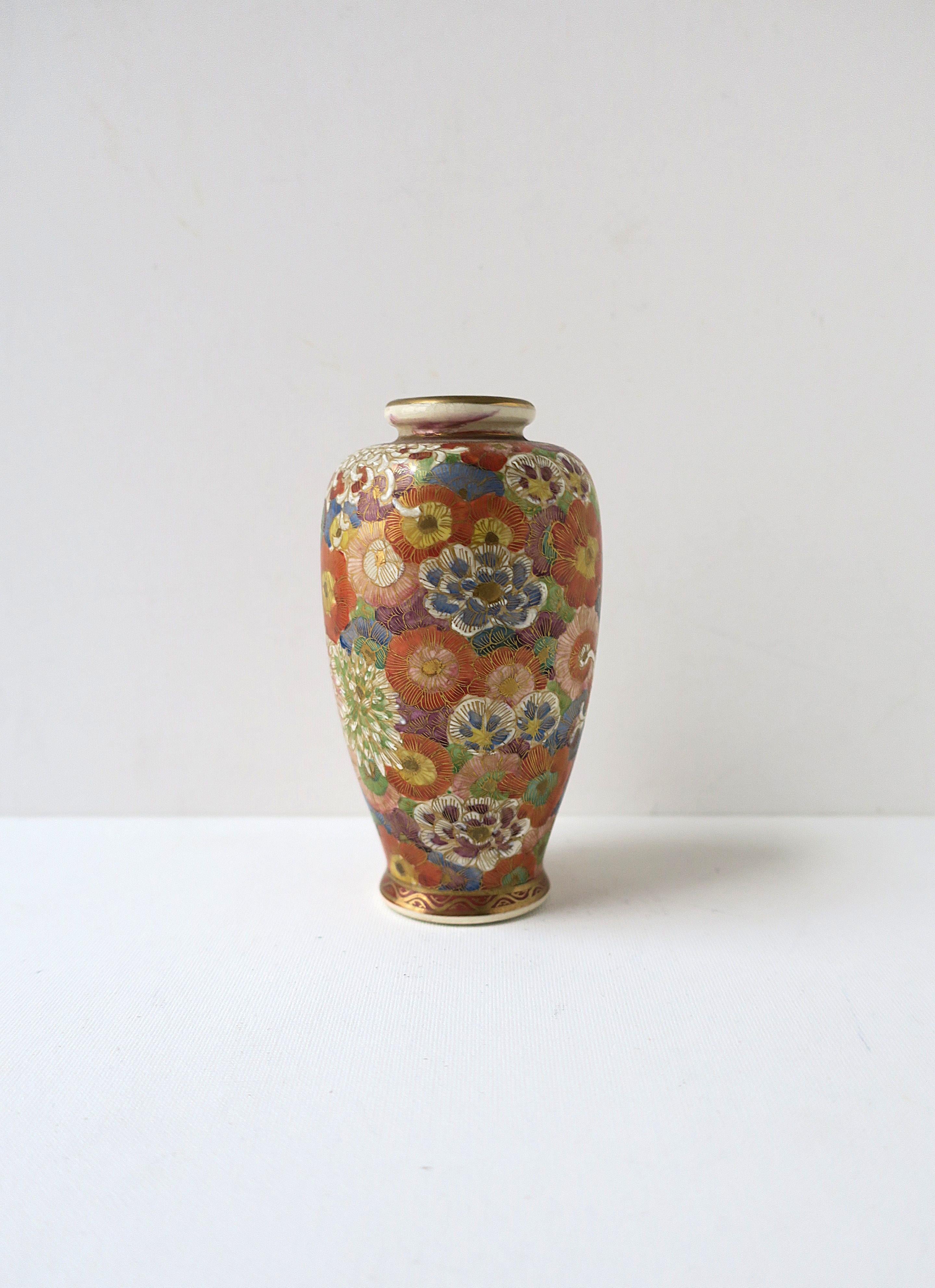 Japanese Satsuma Vase For Sale 1