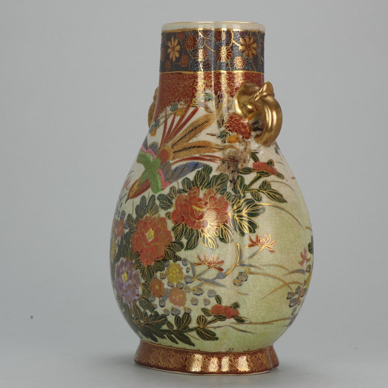 Japanese Satsuma Vase With Birds 20th Century Taisho Period For Sale japanese-satsuma-vase-with-birds-20th-century-taisho-period-for-sale