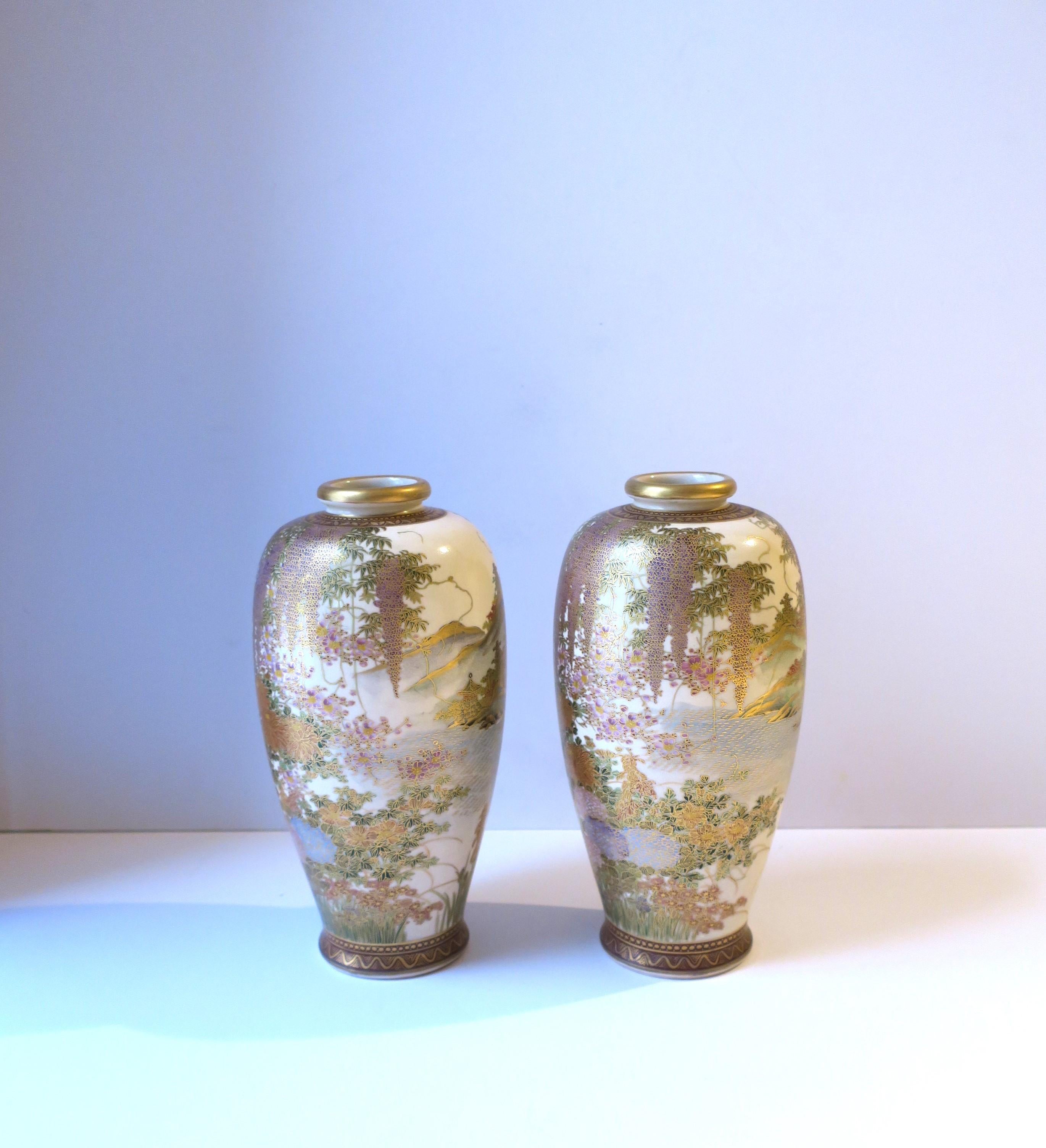 Paire de vases japonais Satsuma en vente 2