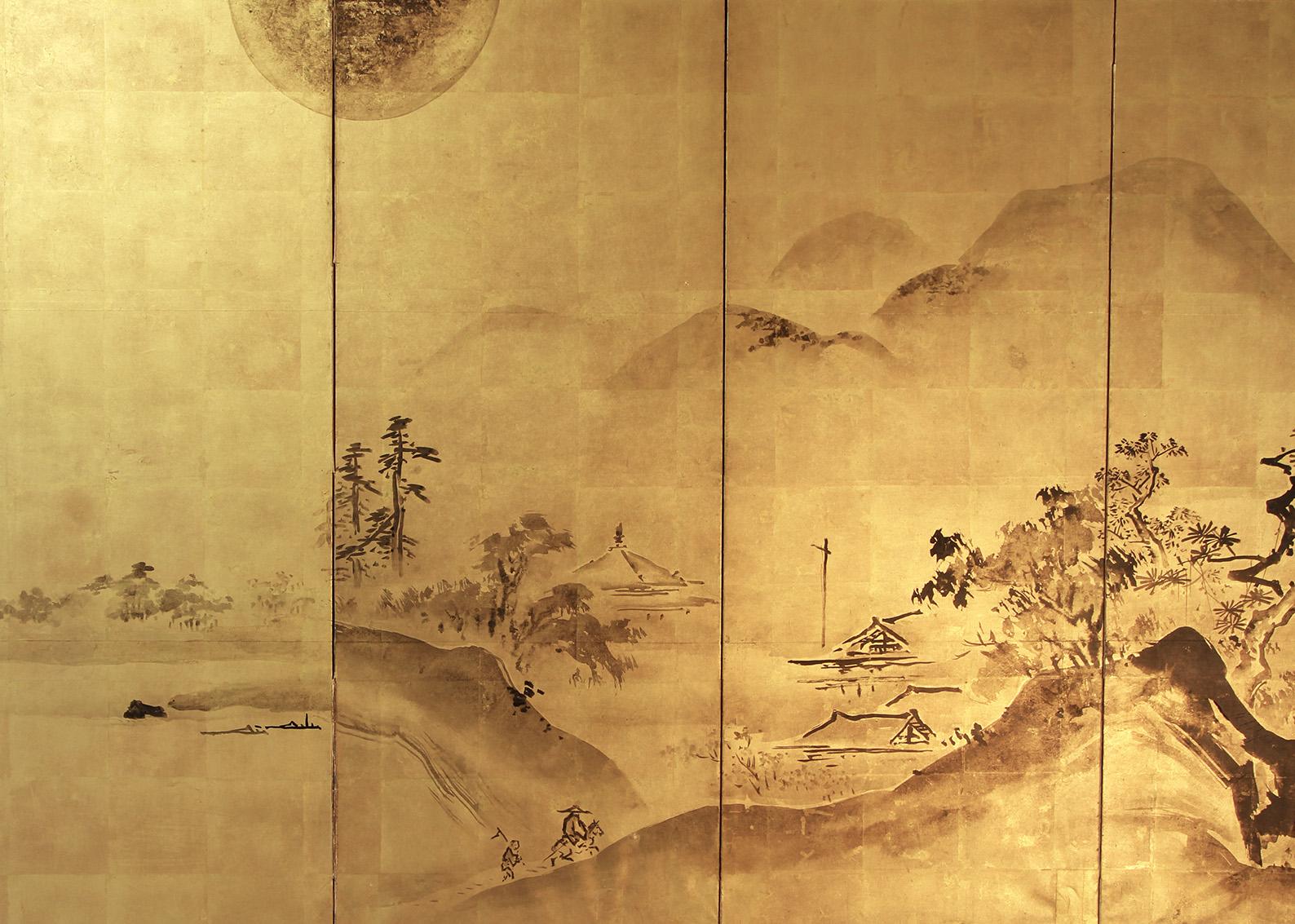 Six-panel screen from the Tosa school painted with ink on gold leaf depicting a relaxing oriental landscape with pagodas, figures on boats and a beautiful sun in the sky.
The screen is well preserved, the hinges of the panels are sturdy, it can be