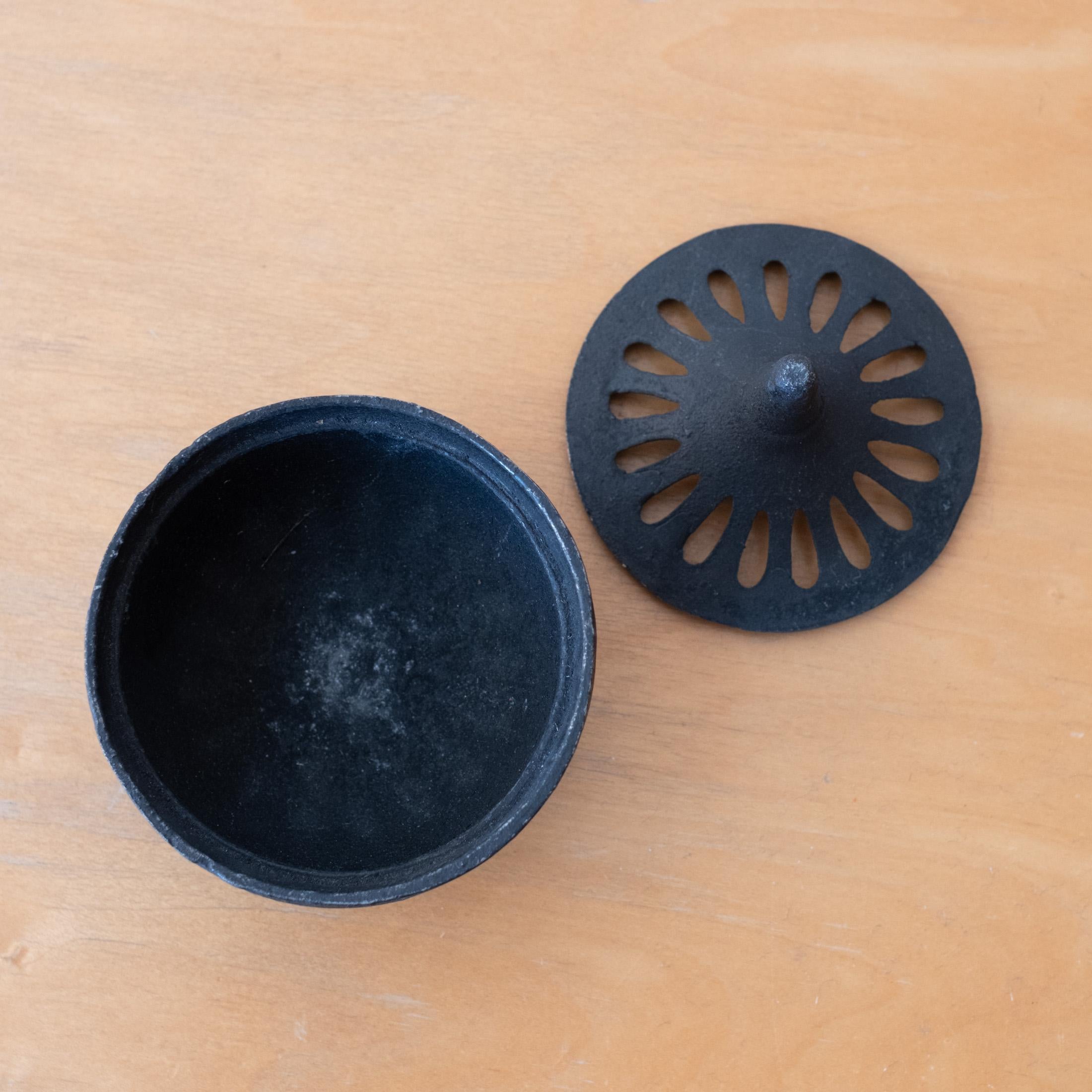Japanese Sculptural Iron Incense Burner For Sale 1