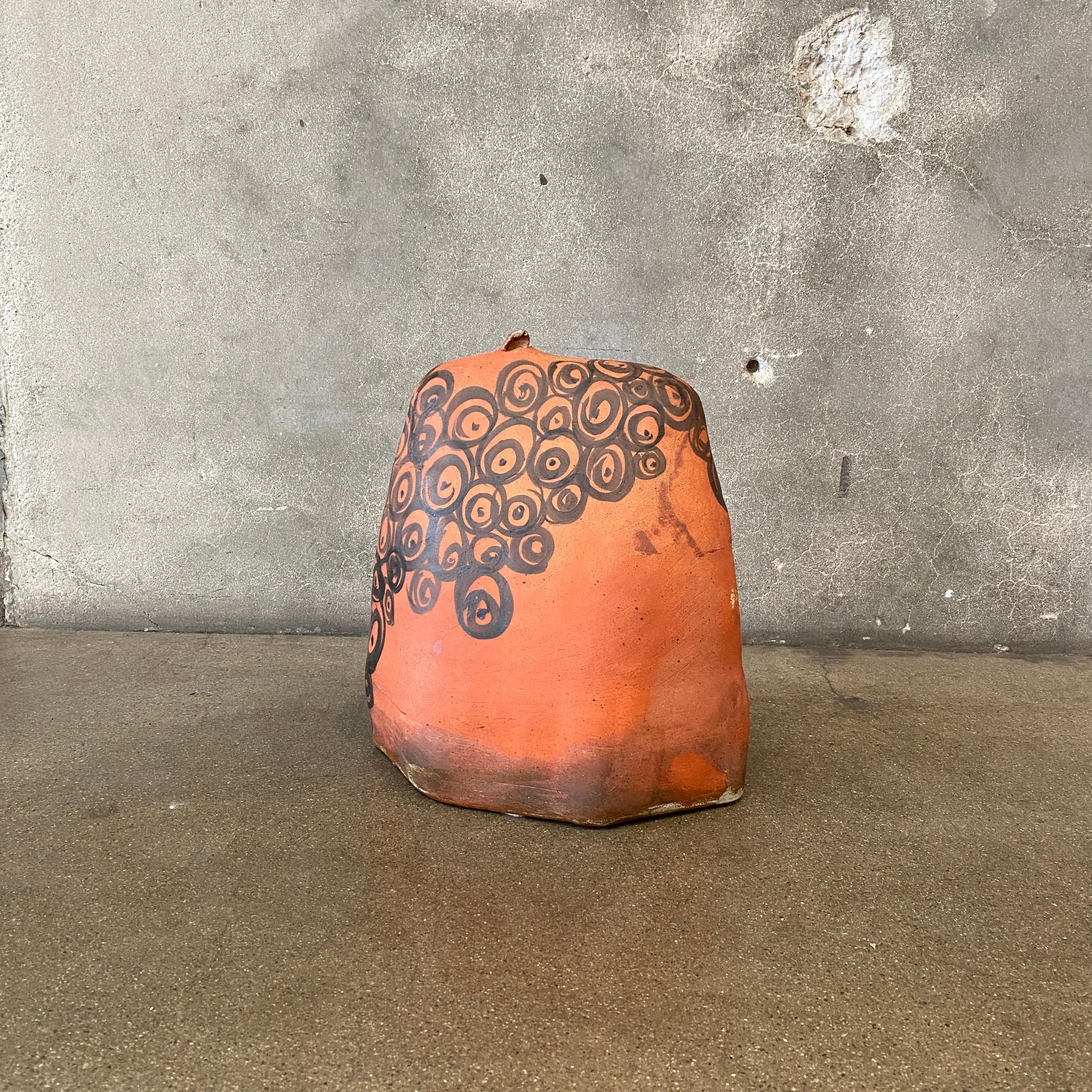 Fatto a mano Vaso scultura giapponese di Susan Mollet in vendita