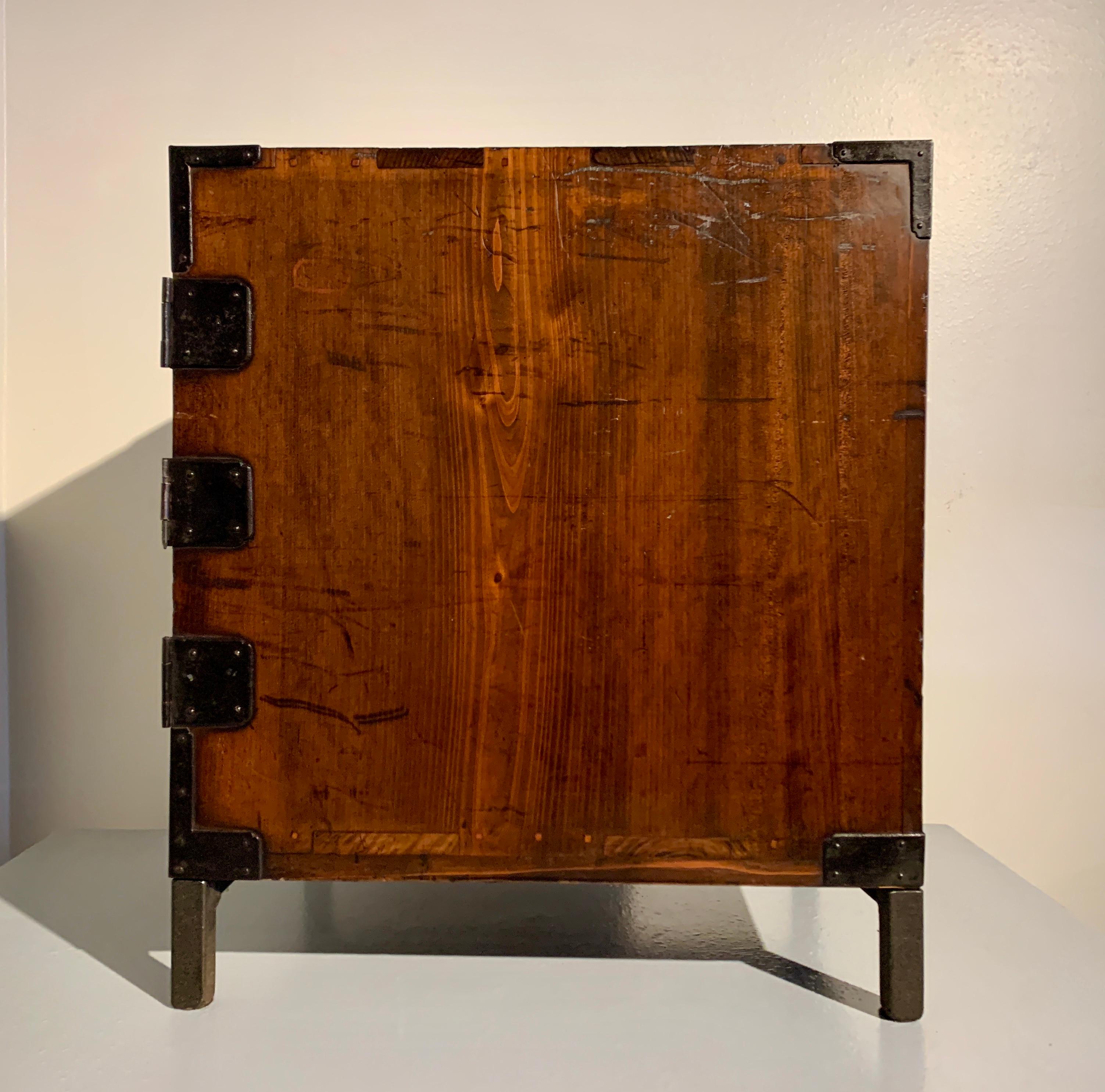 Japanese Sea Captain's Chest, Funa Tansu, Keyaki and Iron, Meiji Period, Japan In Good Condition For Sale In Austin, TX