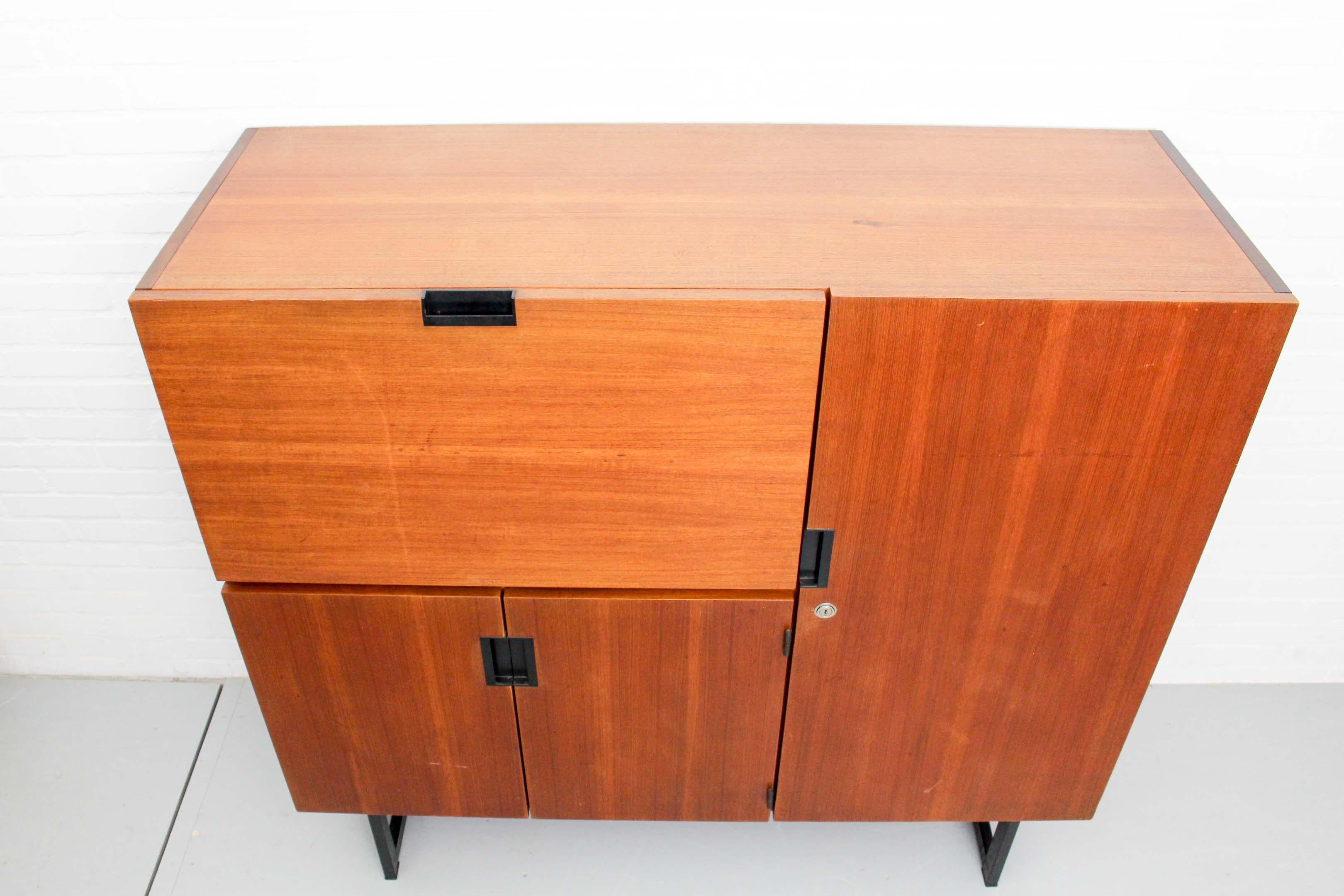 Japanese Series Highboard by Cees Braakman for Pastoe, the Netherlands, 1960s For Sale 1