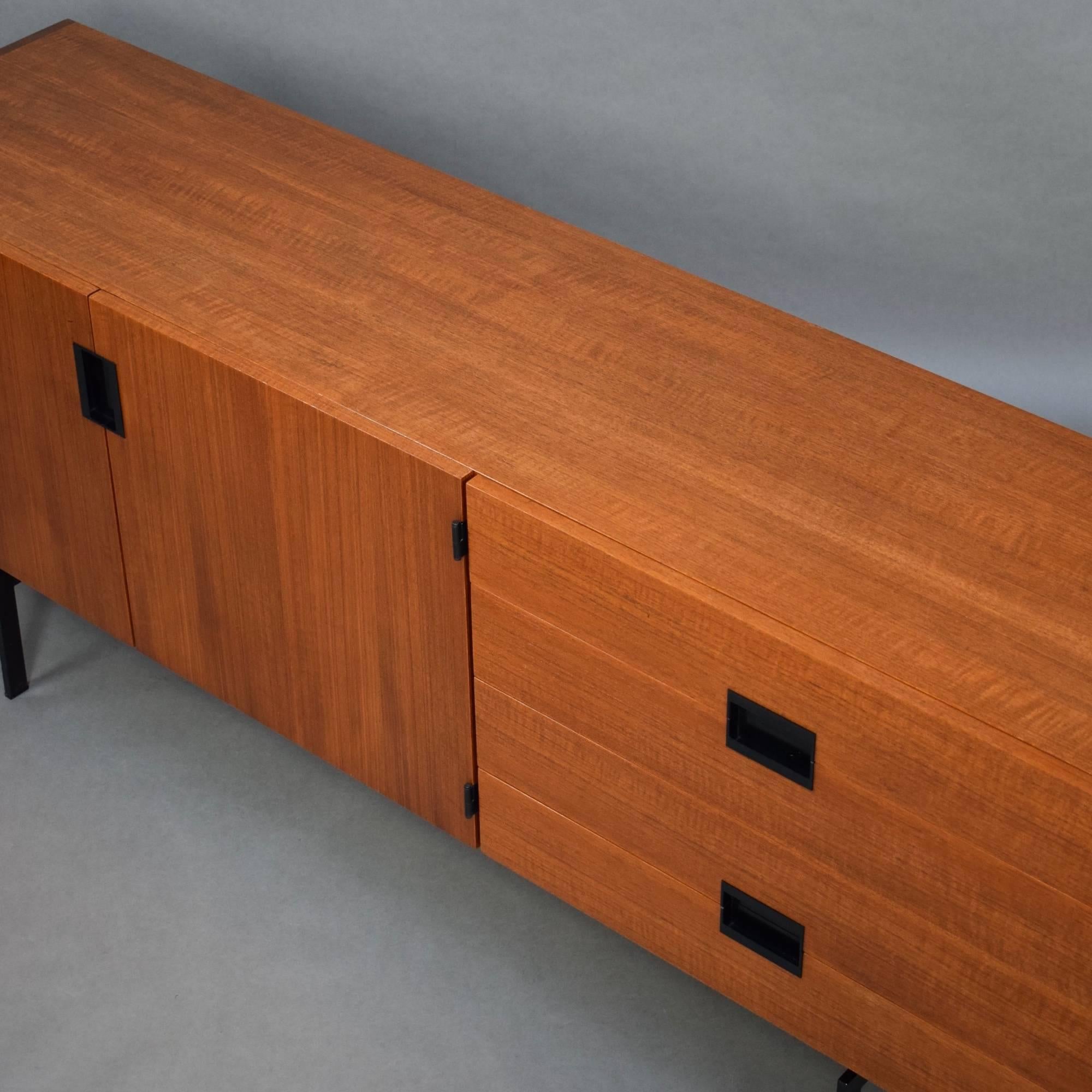 Japanese Series Sideboard Model DU04 by Cees Braakman for Pastoe, circa 1950 In Excellent Condition In Pijnacker, Zuid-Holland