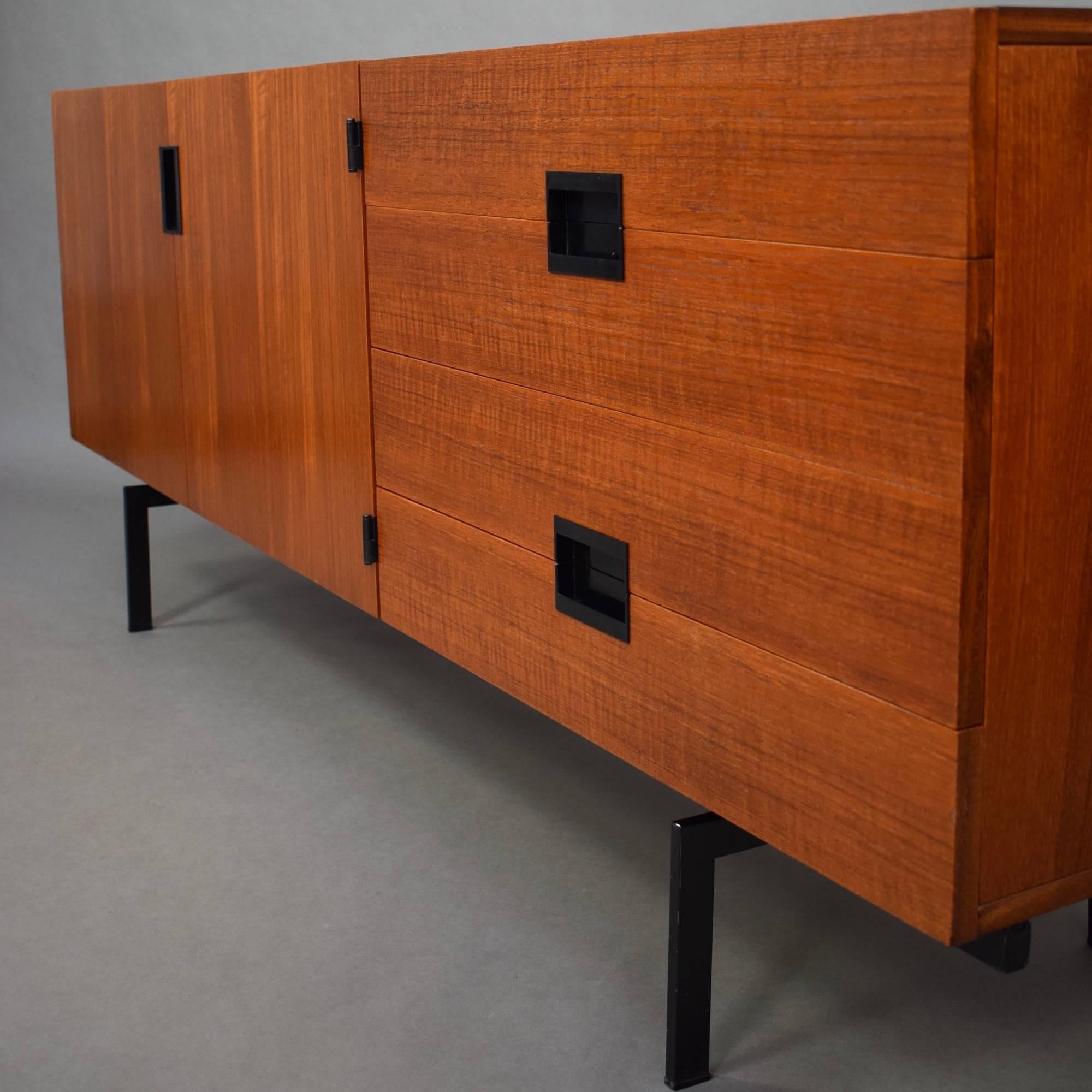 Mid-20th Century Japanese Series Sideboard Model DU04 by Cees Braakman for Pastoe, circa 1950