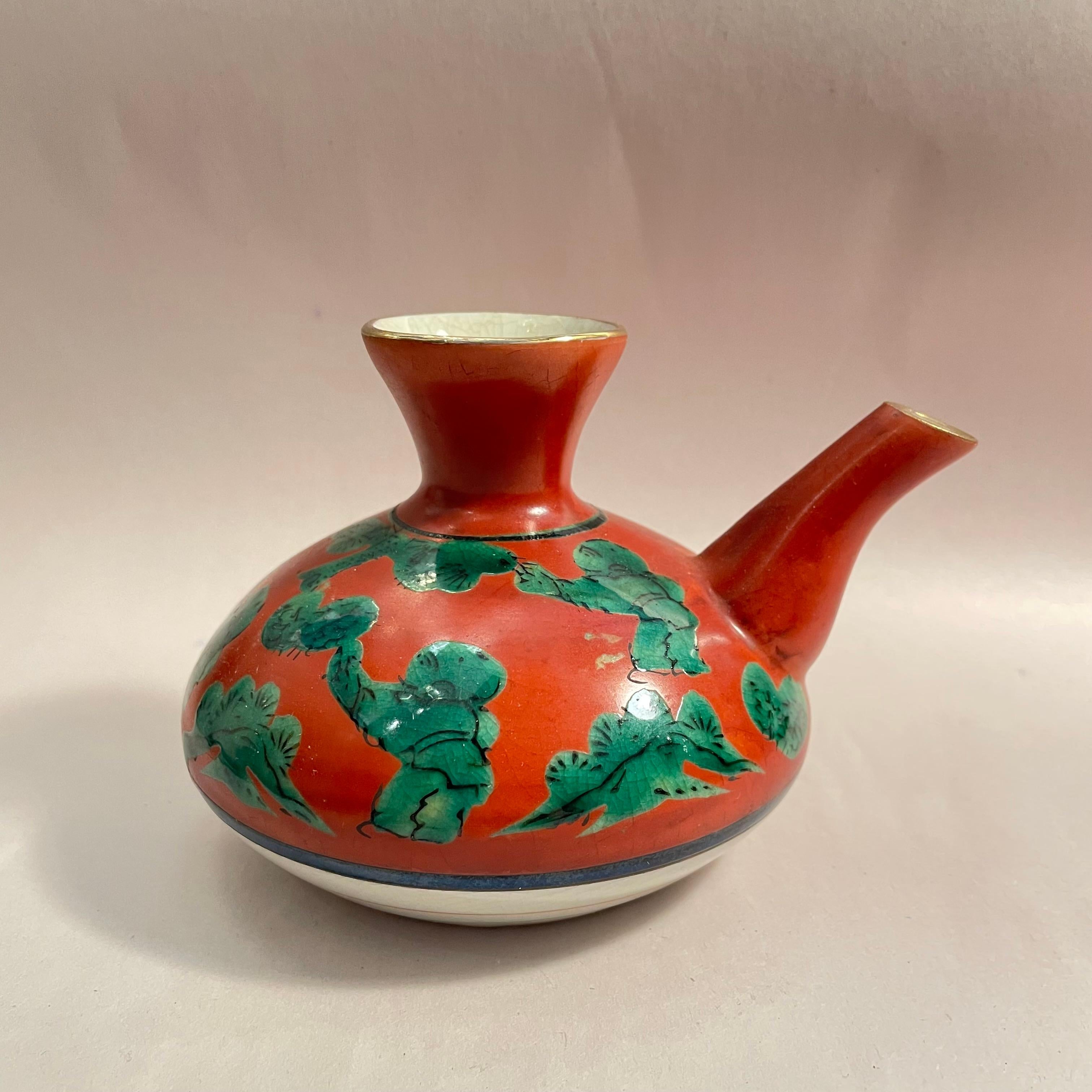 Japanischer Service-Krug für das Serviergeschirr im Sake-Stil, Mokubei Aoki Kutani-Ware 1960er Jahre im Zustand „Gut“ im Angebot in Paris, FR