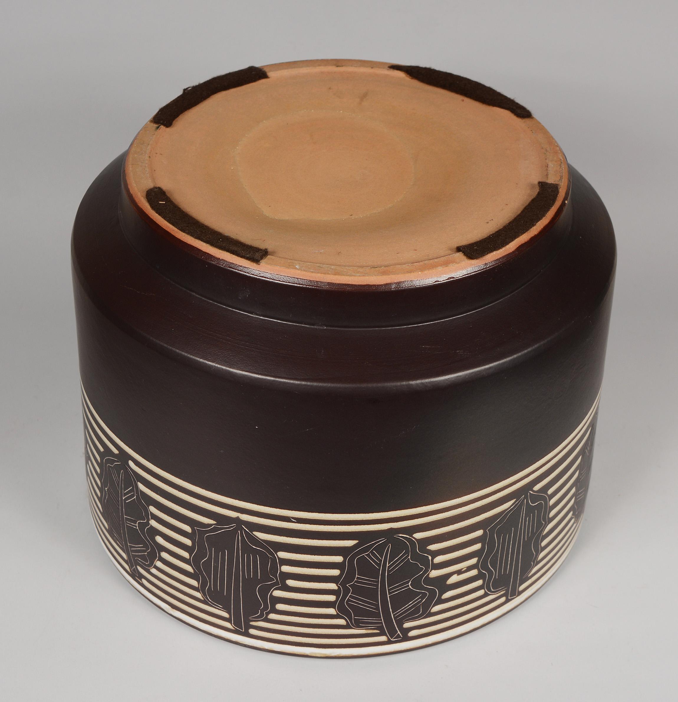 Mid-20th Century Japanese Sgraffito Architectural Pottery Planter Midcentury