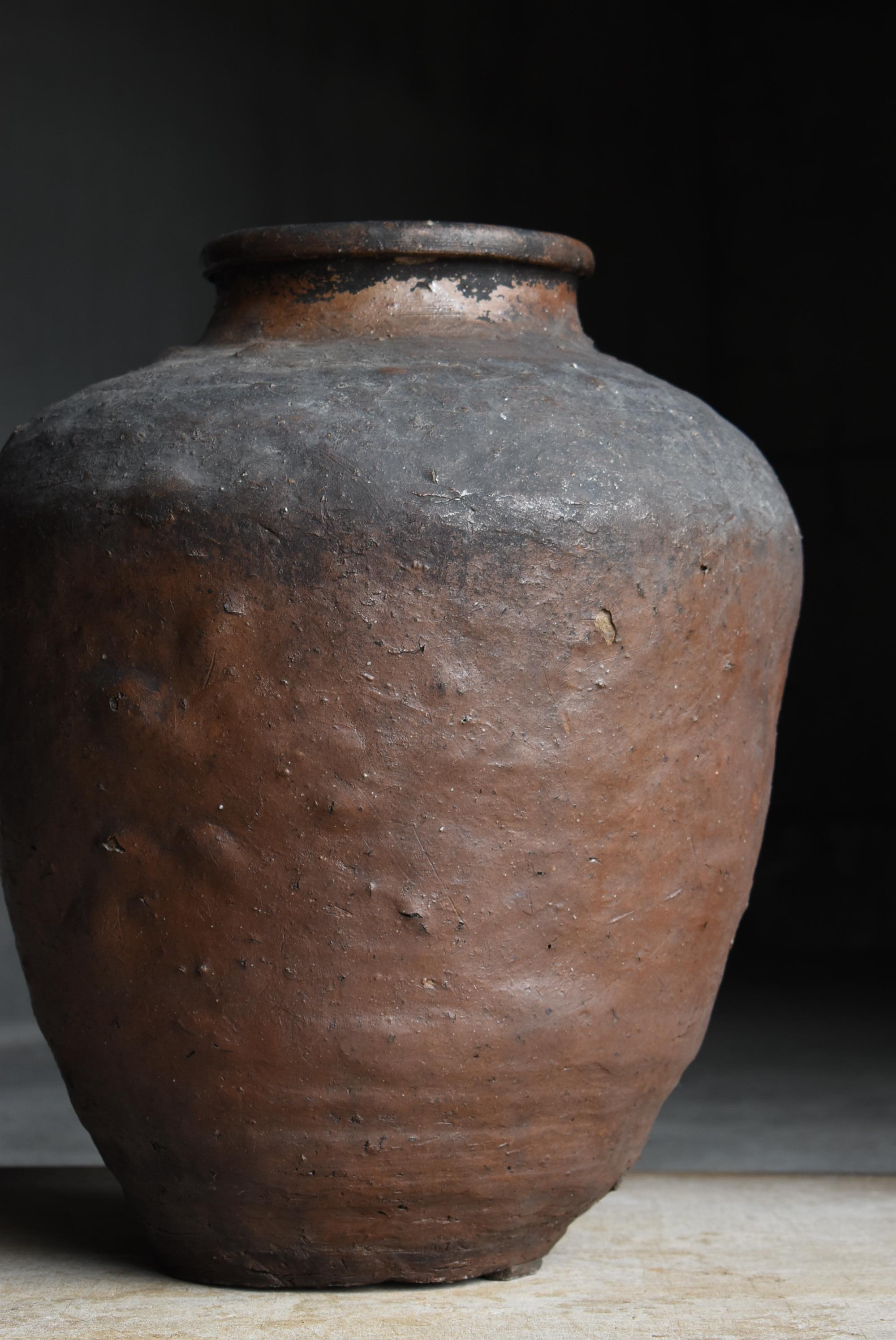 18th Century and Earlier Japanese Antique Shigaraki Ware 17th Century / Pottery Vase Vessel Wabi Sabi For Sale