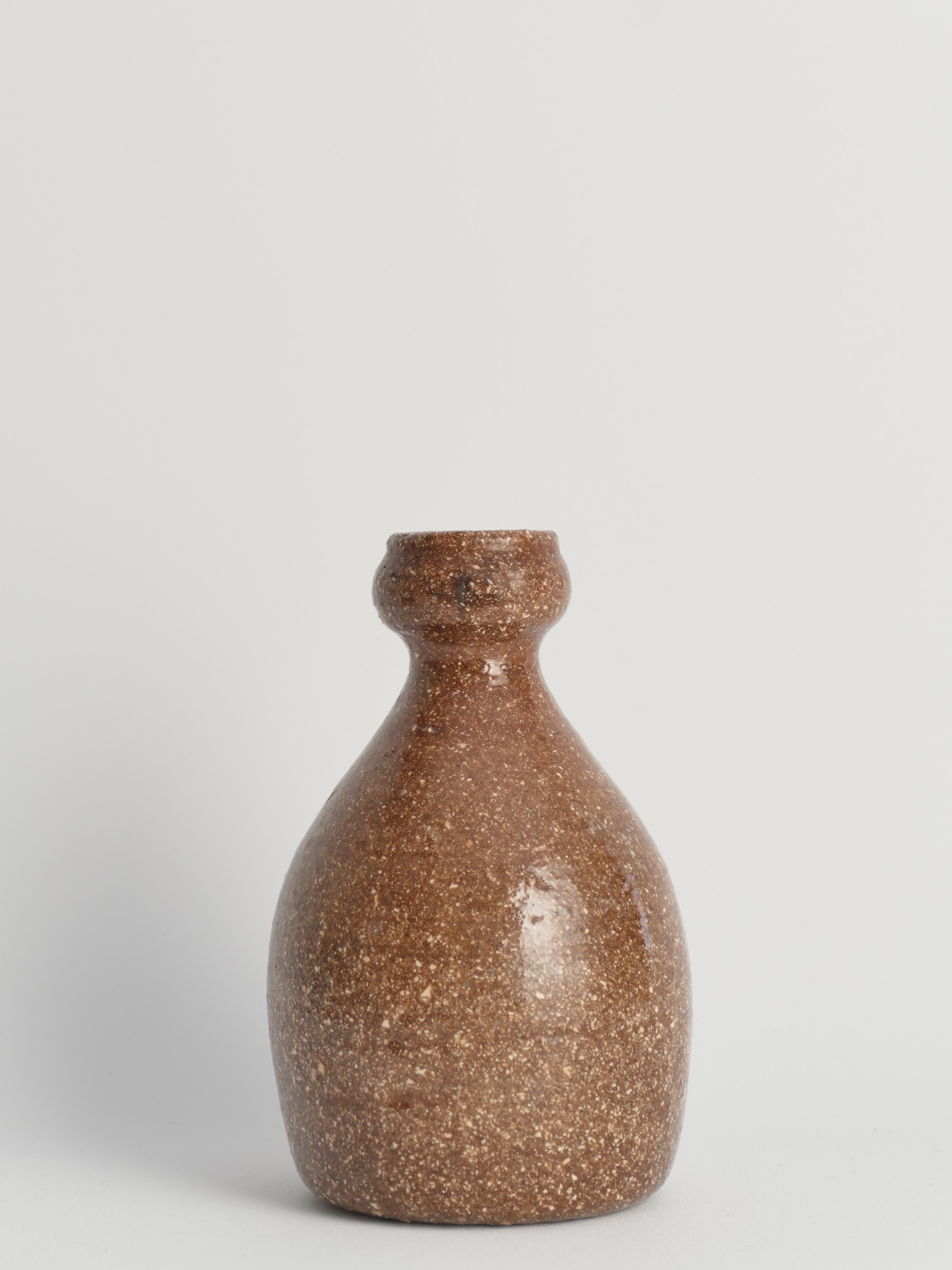 Japanese Shigaraki Inspired Handmade Stoneware Vase with Barnacle-Like Texture In Good Condition For Sale In Grythyttan, SE