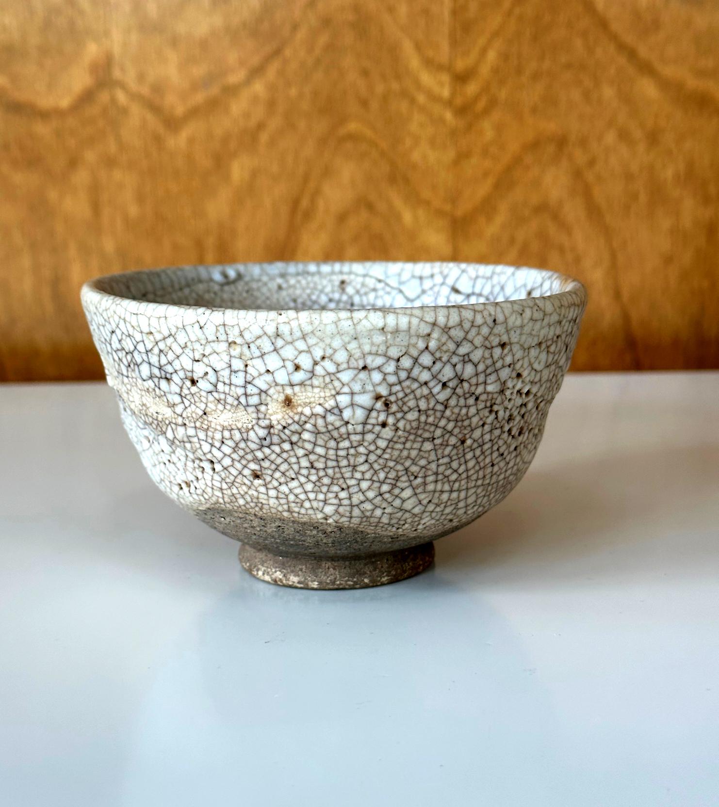 Glazed Japanese Shino Chawan Tea Bowl Edo Period For Sale