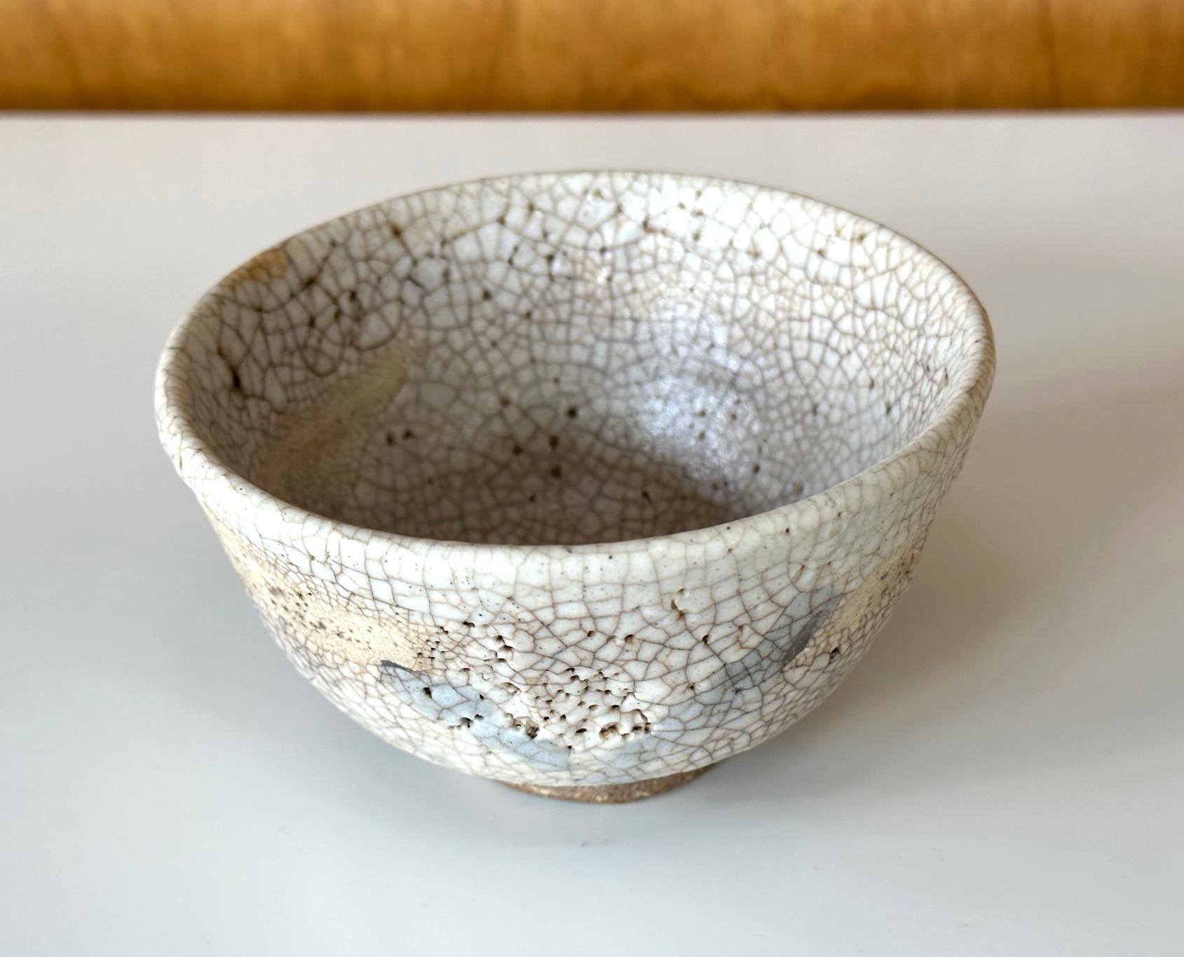 Ceramic Japanese Shino Chawan Tea Bowl Edo Period For Sale