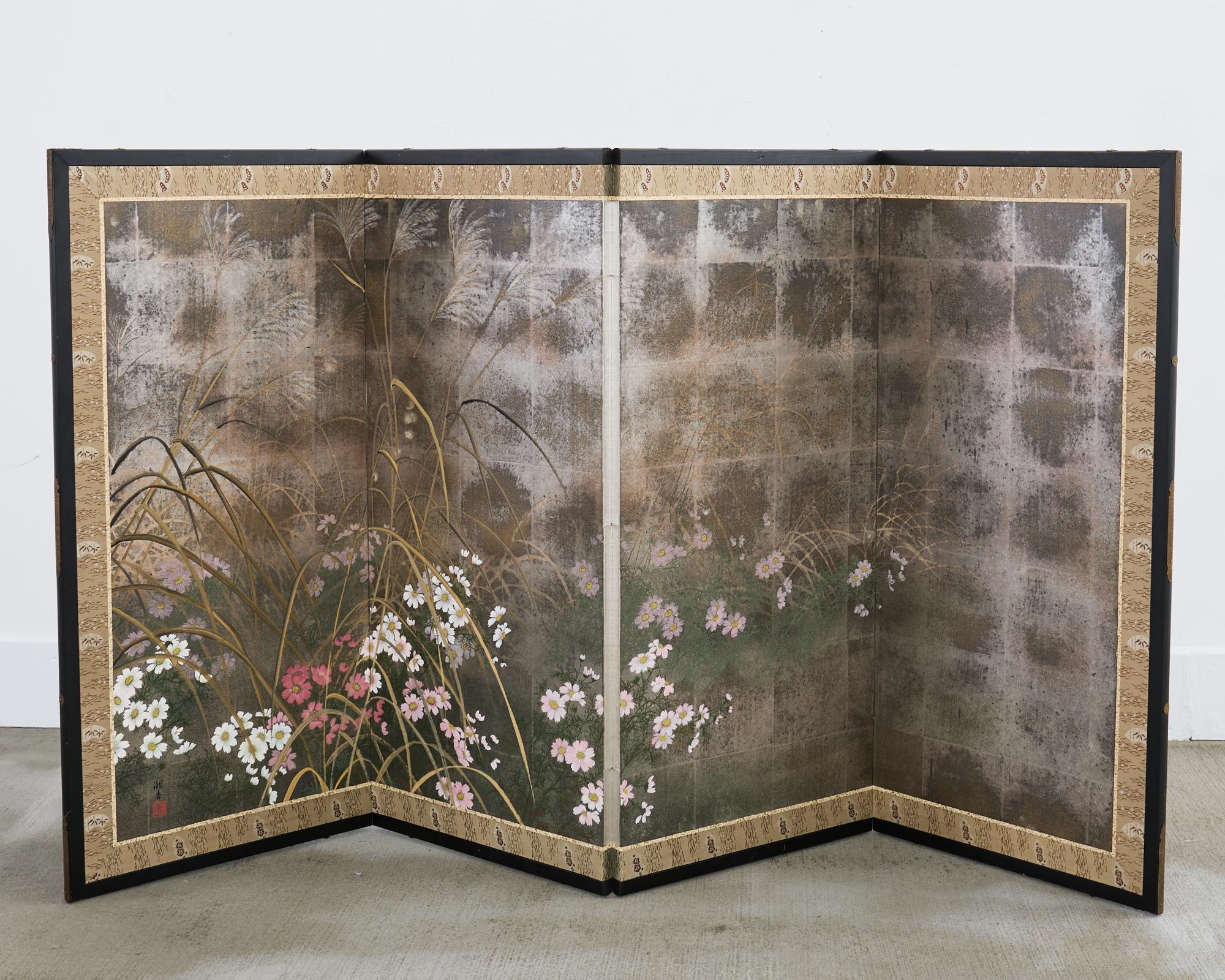 Biombo Japonés Showa de Cuatro Paneles Flores y Hierbas de Otoño en venta 4