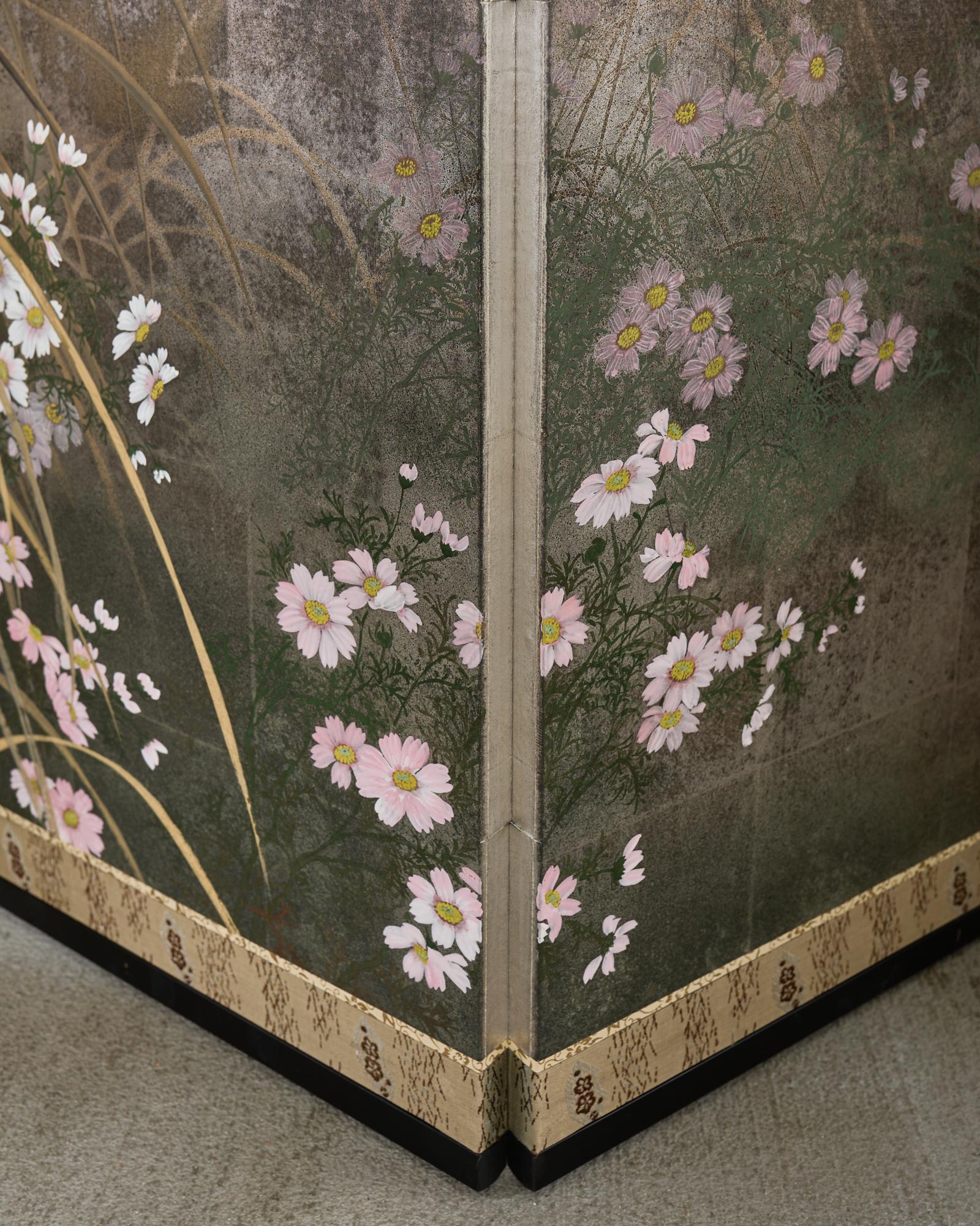 Biombo Japonés Showa de Cuatro Paneles Flores y Hierbas de Otoño en venta 10