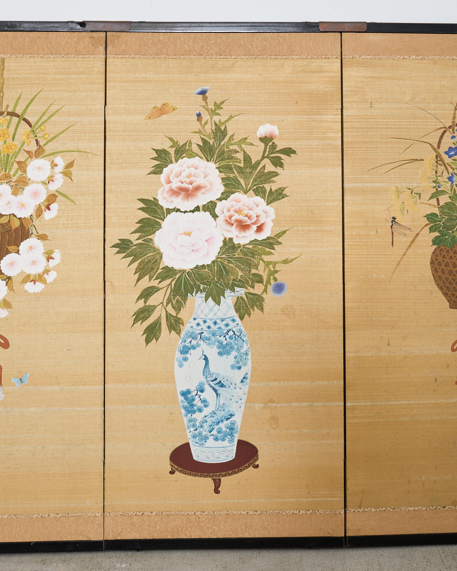Japanese Showa Four Panel Screen Flower Vases on Silk In Good Condition For Sale In Rio Vista, CA