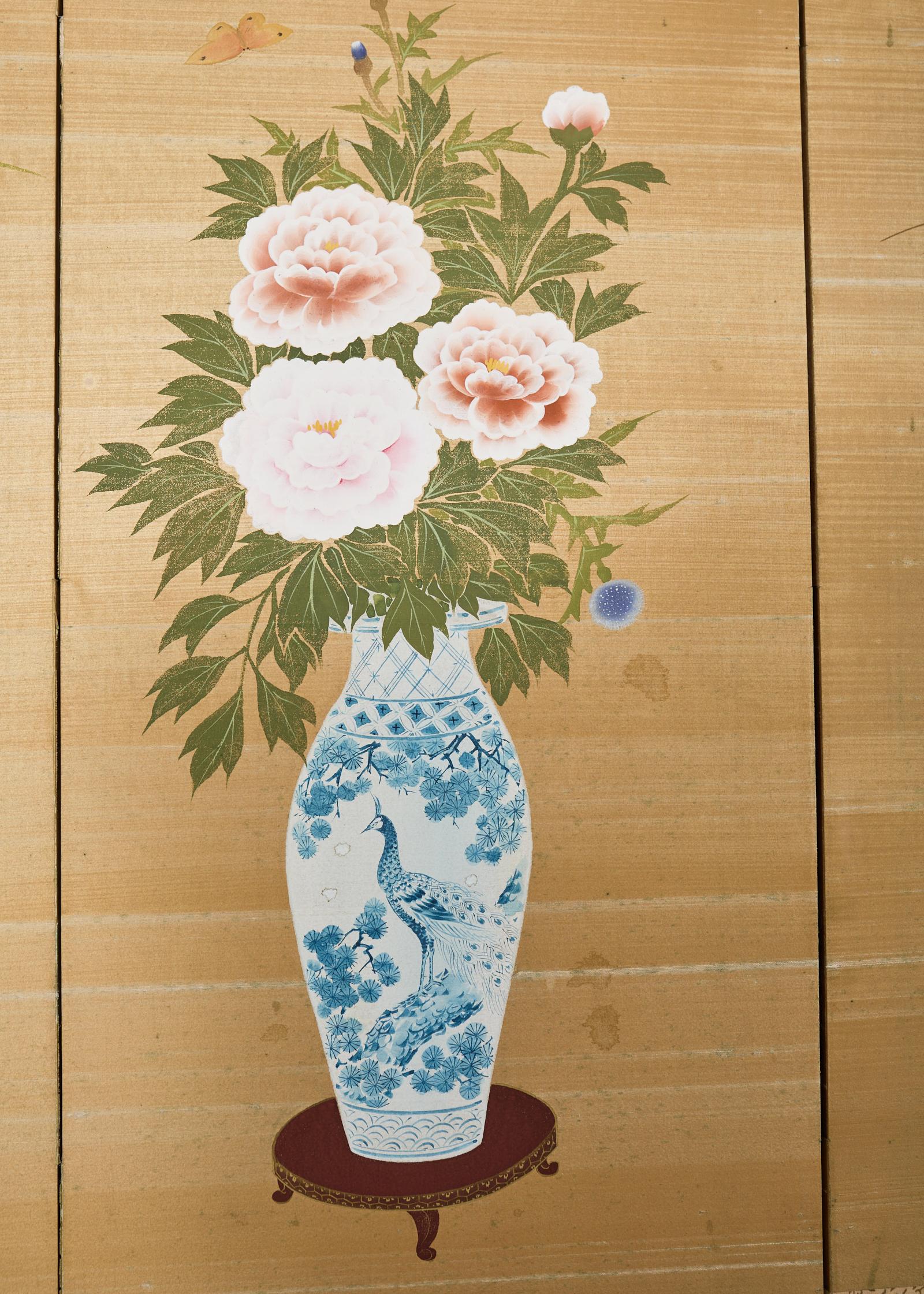 Japanese Showa Four Panel Screen Flower Vases on Silk For Sale 1