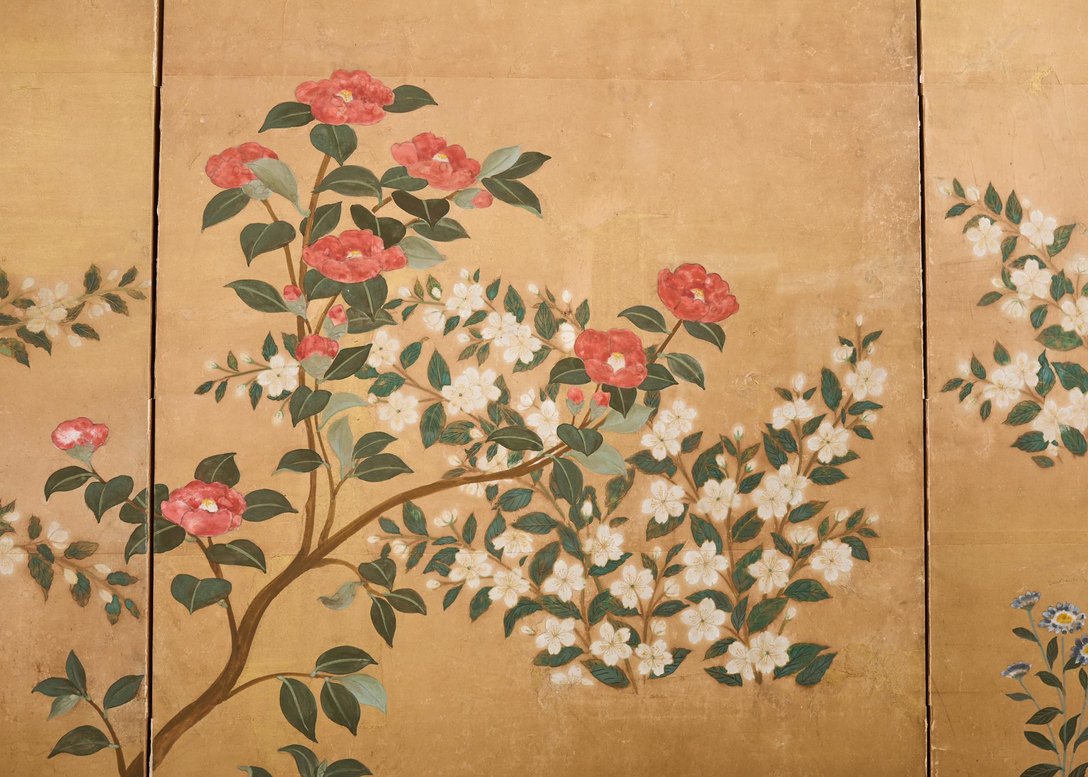 Japanese Showa Four Panel Screen Spring Flowers on Gilt For Sale 1