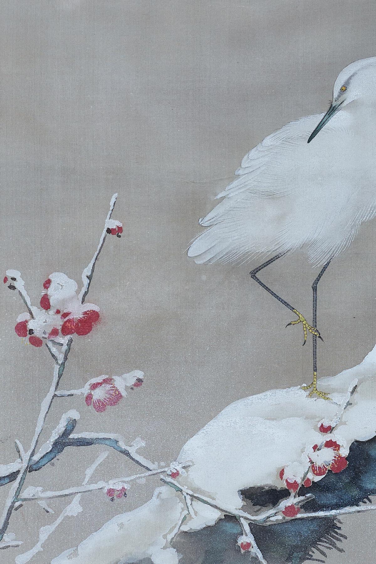 Ink and color on silk painting by Miyata Yodo of egret in red nandina or sacred bamboo. Beautiful representation of early Showa period (1926-1940) Japanese art by artist from the Sedagi district of Tokyo. Yodo was born in the 33rd year of Meiji in