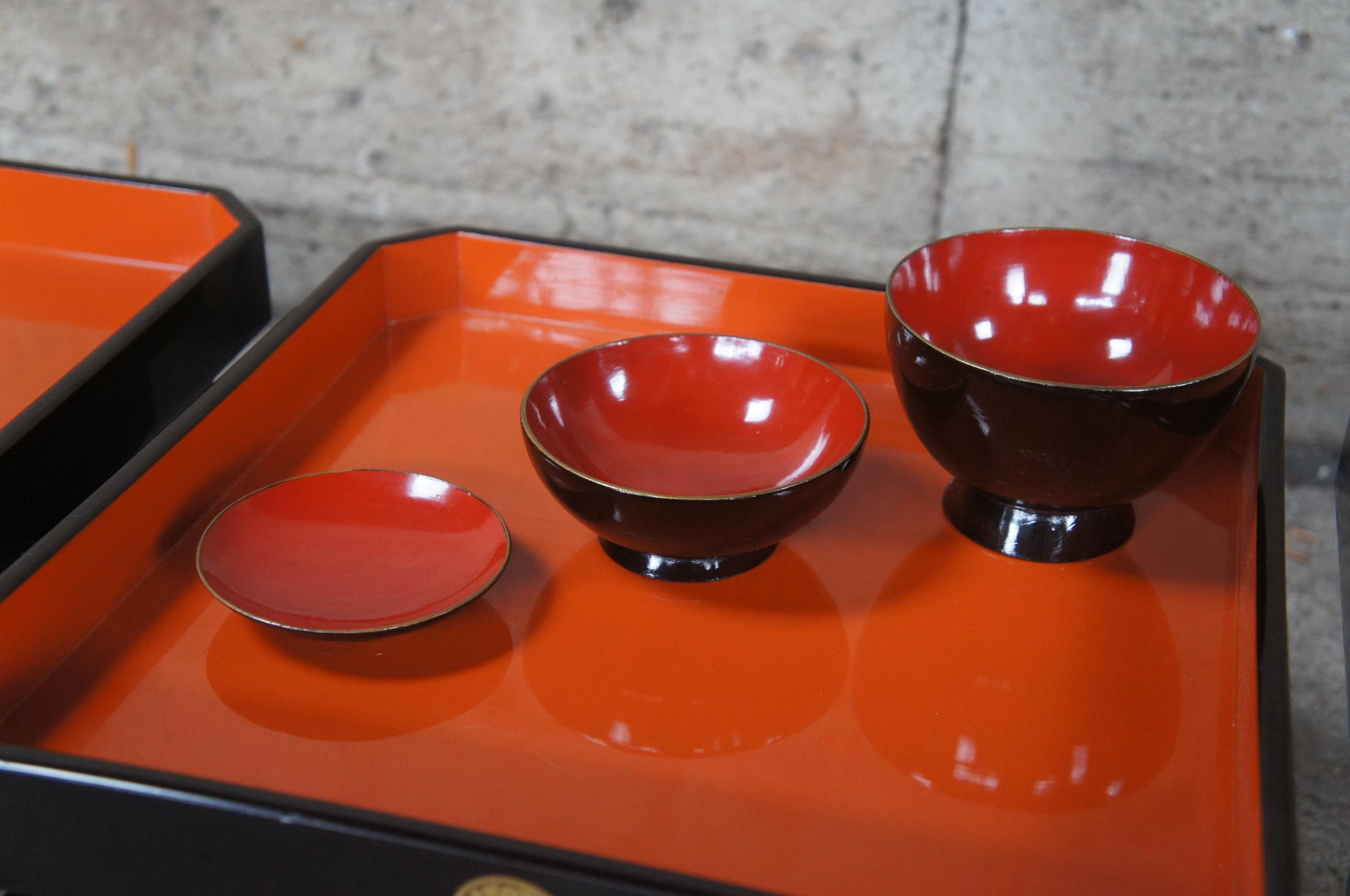 20th Century Japanese Showa Period Red & Black Lacquered Obon Ozen Tray Serving Tables Bowls For Sale