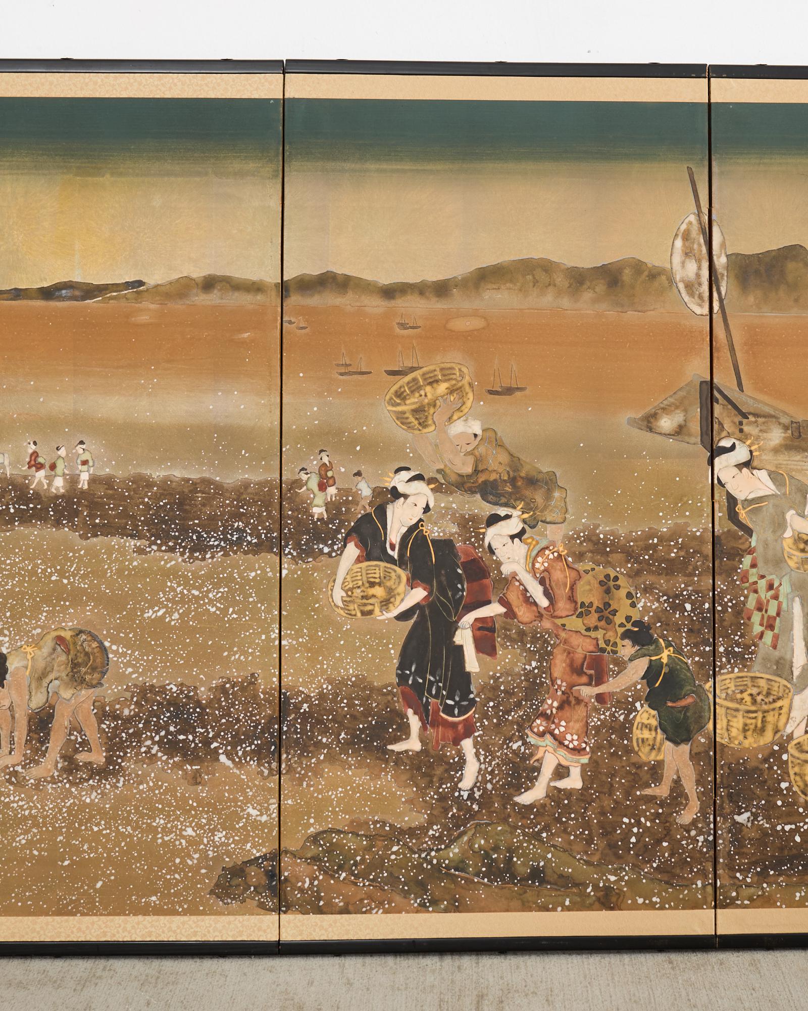 Écran Showa japonais rassemblant des coquillages d'après Katsushika Hokusai Bon état - En vente à Rio Vista, CA