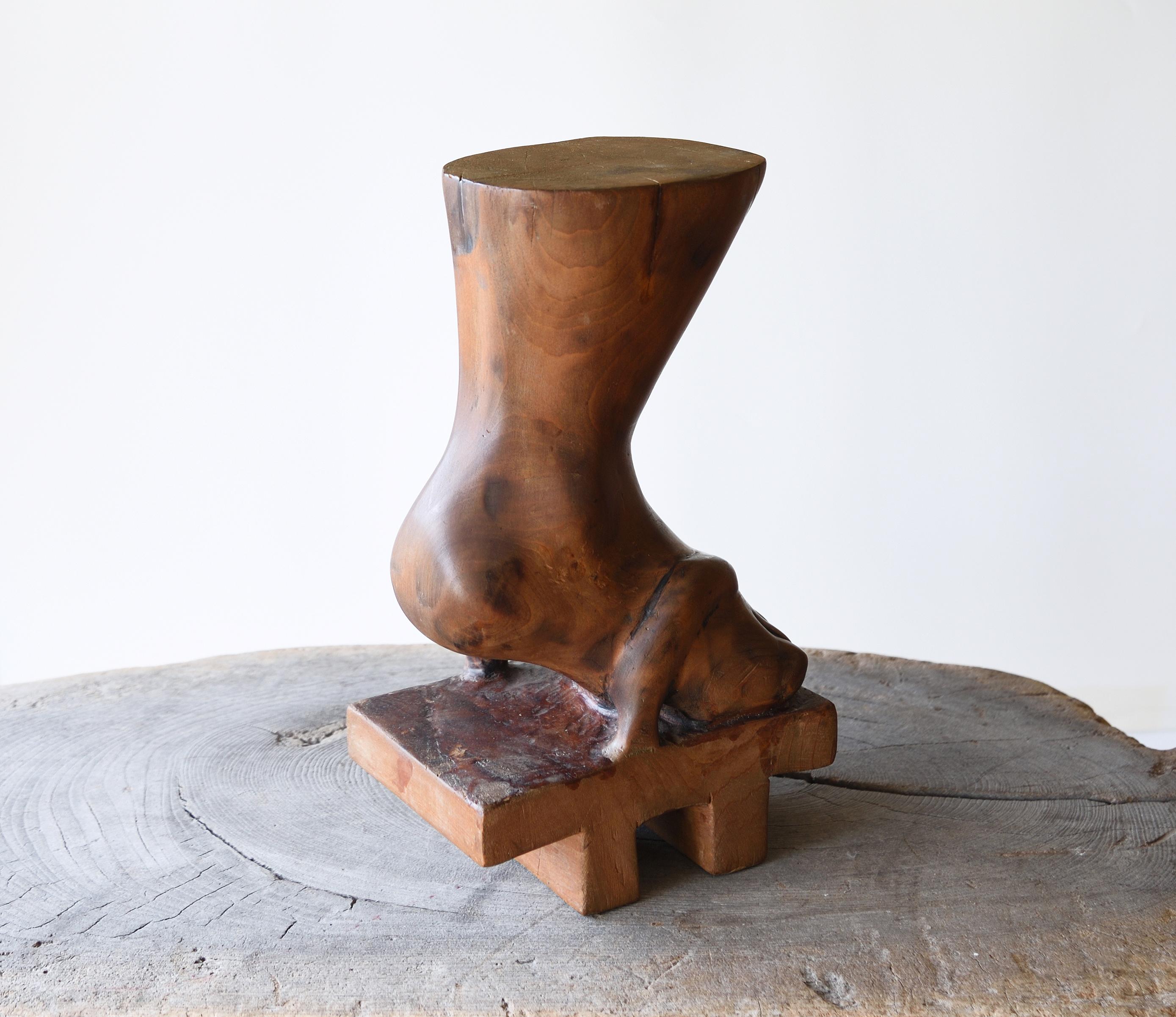 Japonisme Japanese Showa Vintage Wooden Geta-Foot Sculpture For Sale