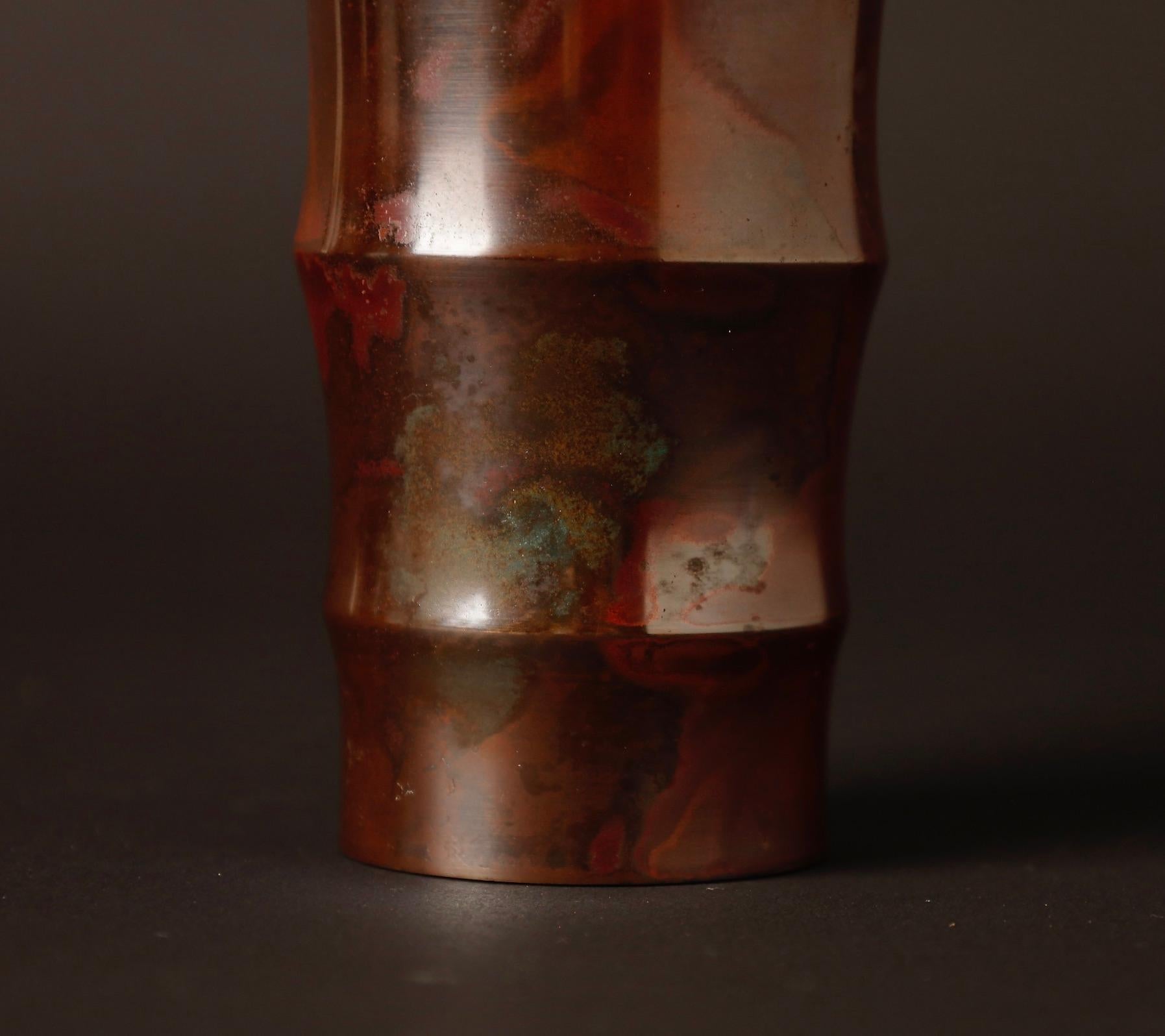 20ième siècle Vase japonais en bronze en forme de bambou signé par l'artiste de Nitten Sugai Shozo en vente