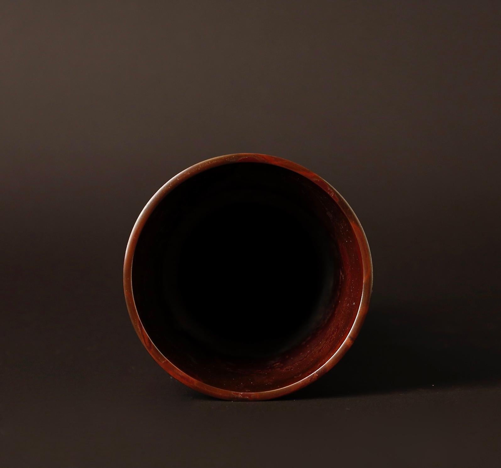 Vase japonais en bronze en forme de bambou signé par l'artiste de Nitten Sugai Shozo en vente 1