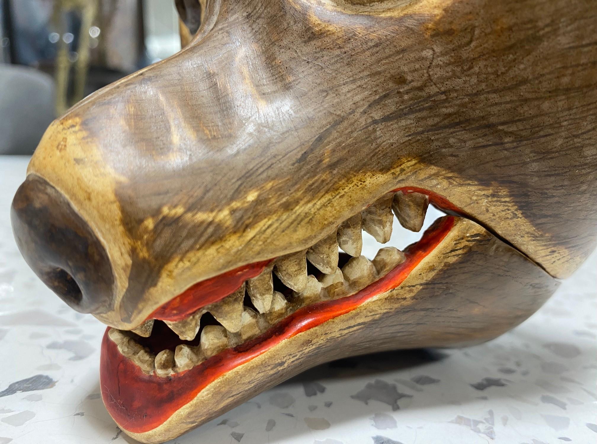 Masque japonais Showa en bois sculpté Kyogen Noh Theater Raccoon Dog Tanuki en vente 5