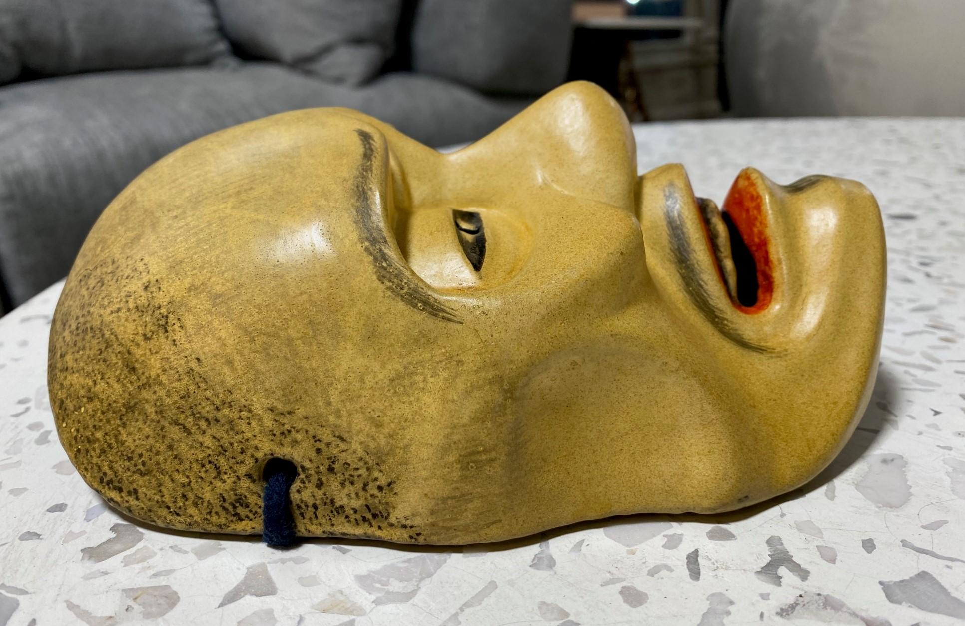 Japanese Signed Showa Hand Carved Wood Noh Theater Mask of Buddhist Monk Shunkan In Good Condition For Sale In Studio City, CA