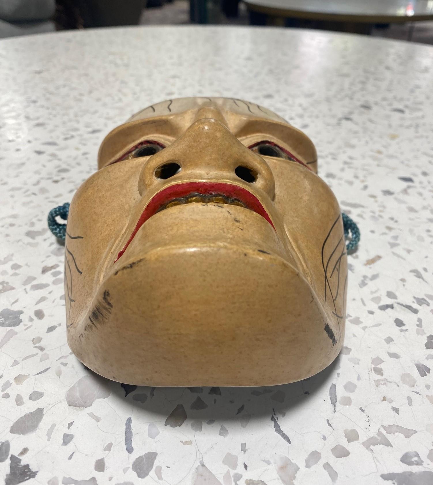 Maschera del teatro Noh giapponese firmata Showa intagliata a mano in legno del demone Hashihime 橋姫 in vendita 1