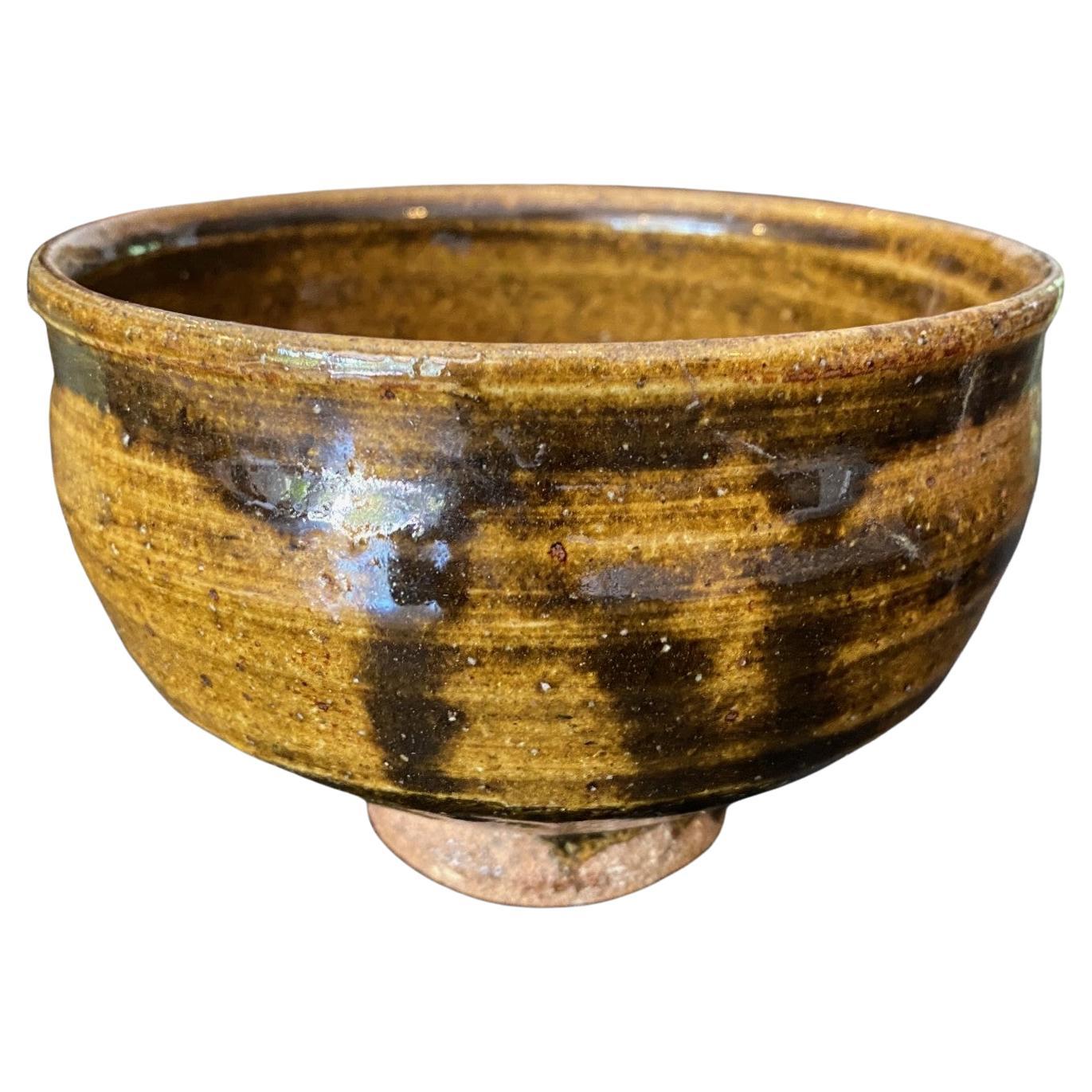 Japanese Signed Wabi-Sabi Pottery Glazed Chawan Tea Bowl Style of Bernard Leach For Sale
